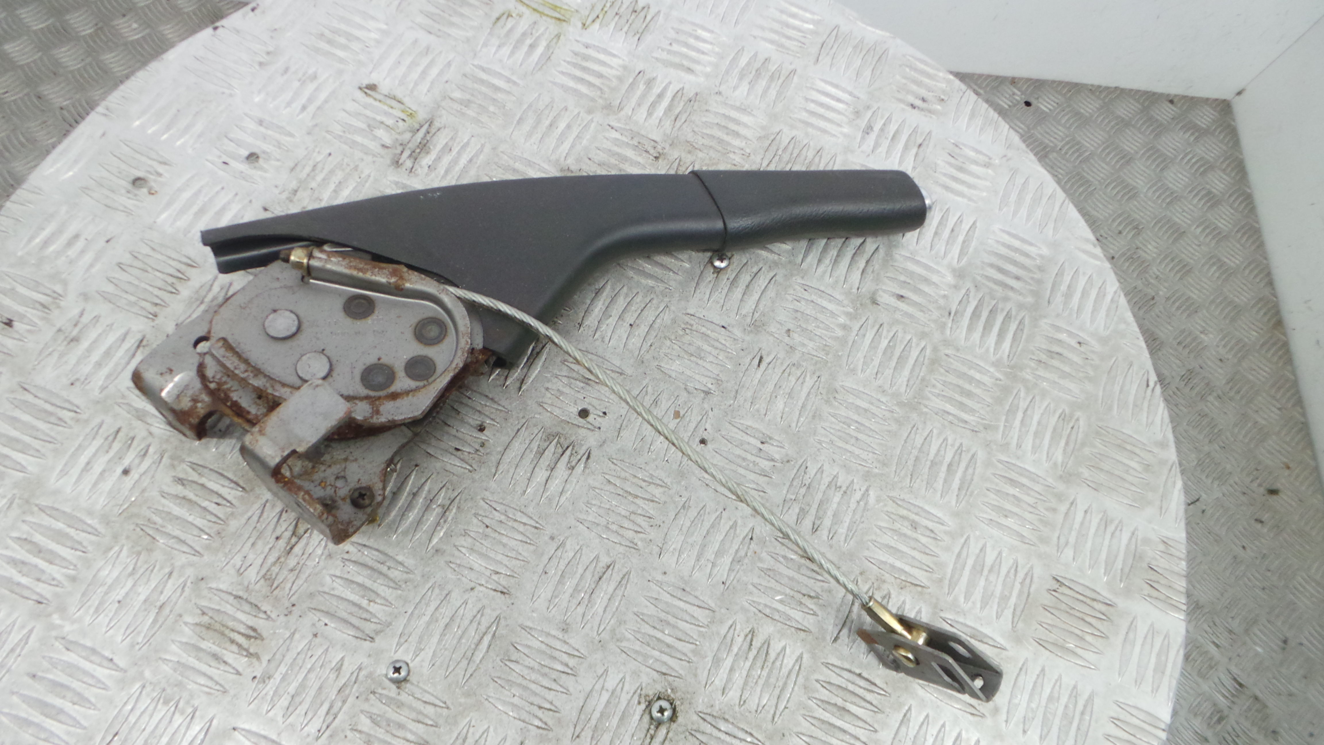 Travão de Mão  8200370312 - RENAULT CLIO III (BR0/1, CR0/1)-38370416