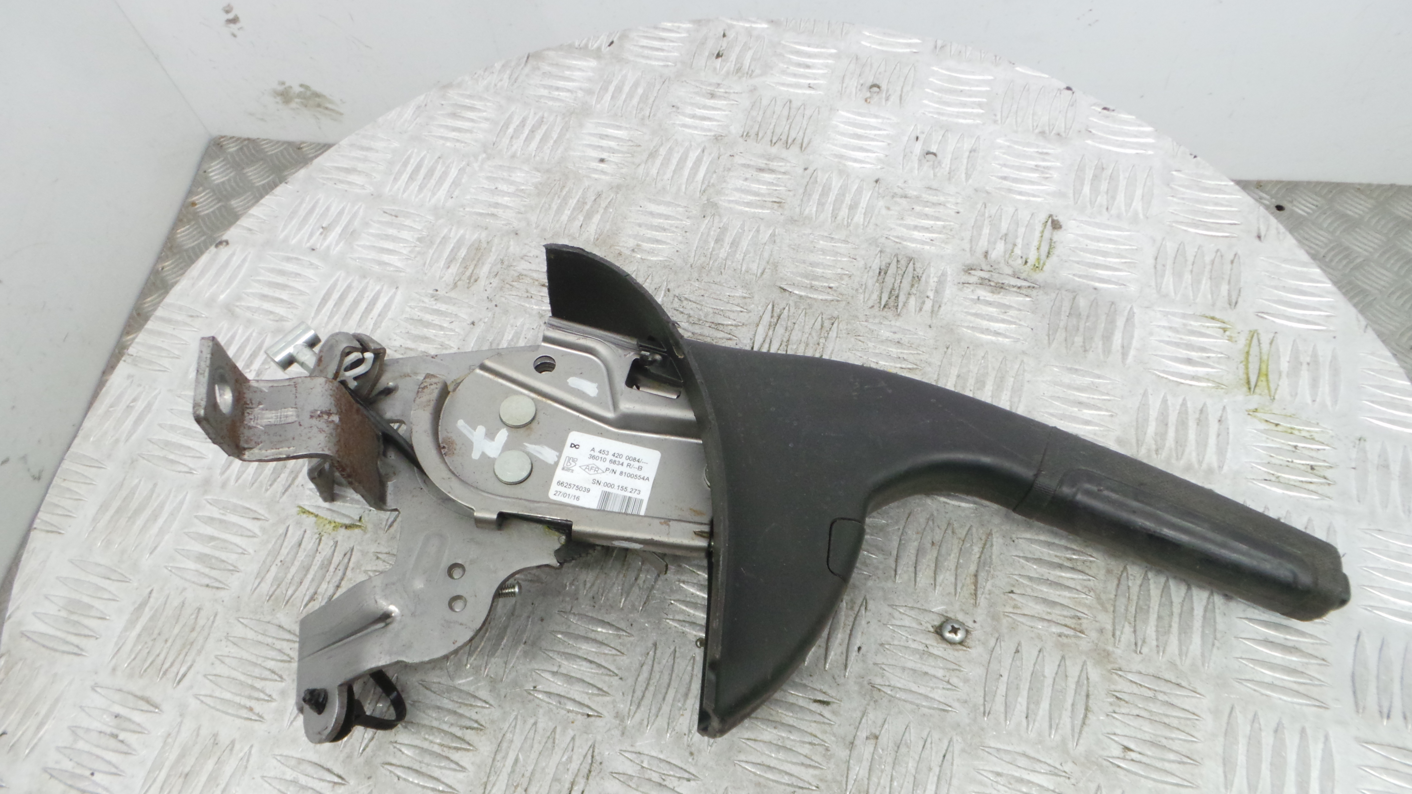 Travão de Mão 360106834R - RENAULT TWINGO III (BCM_, BCA_)-38370422