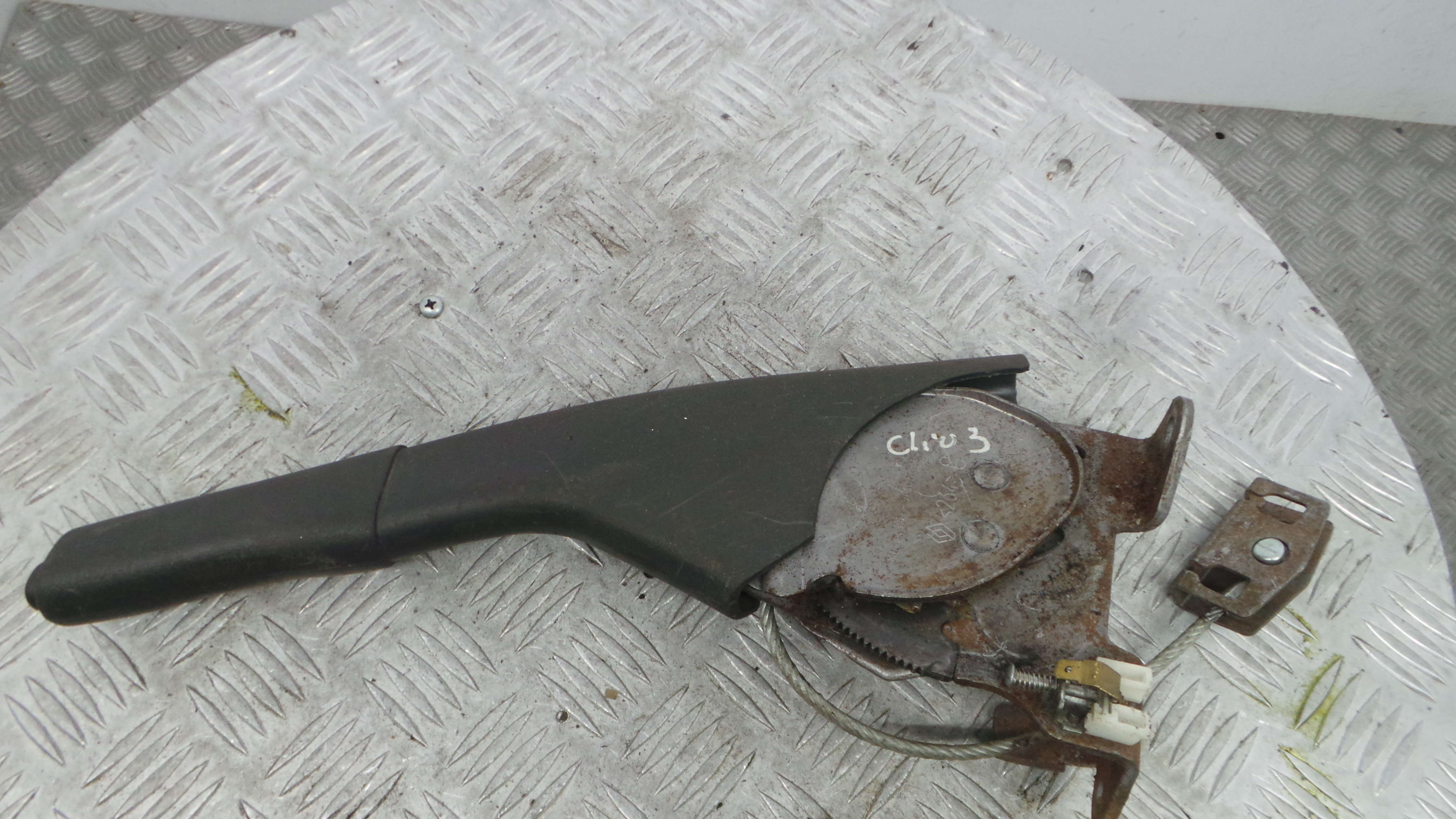 Travão de Mão  8200701800 - RENAULT CLIO III (BR0/1, CR0/1)-38370428