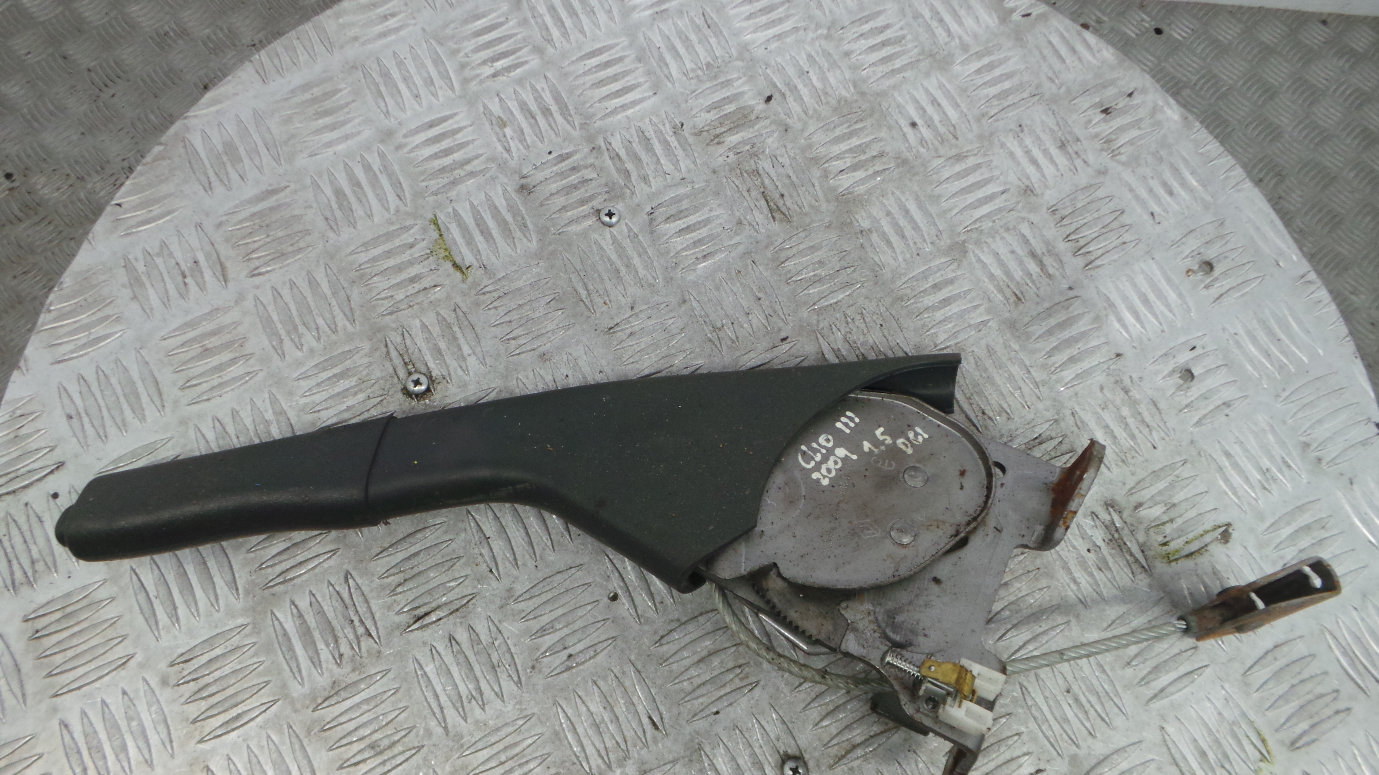 Travão de Mão  8200964745 - RENAULT CLIO III (BR0/1, CR0/1)-38370463