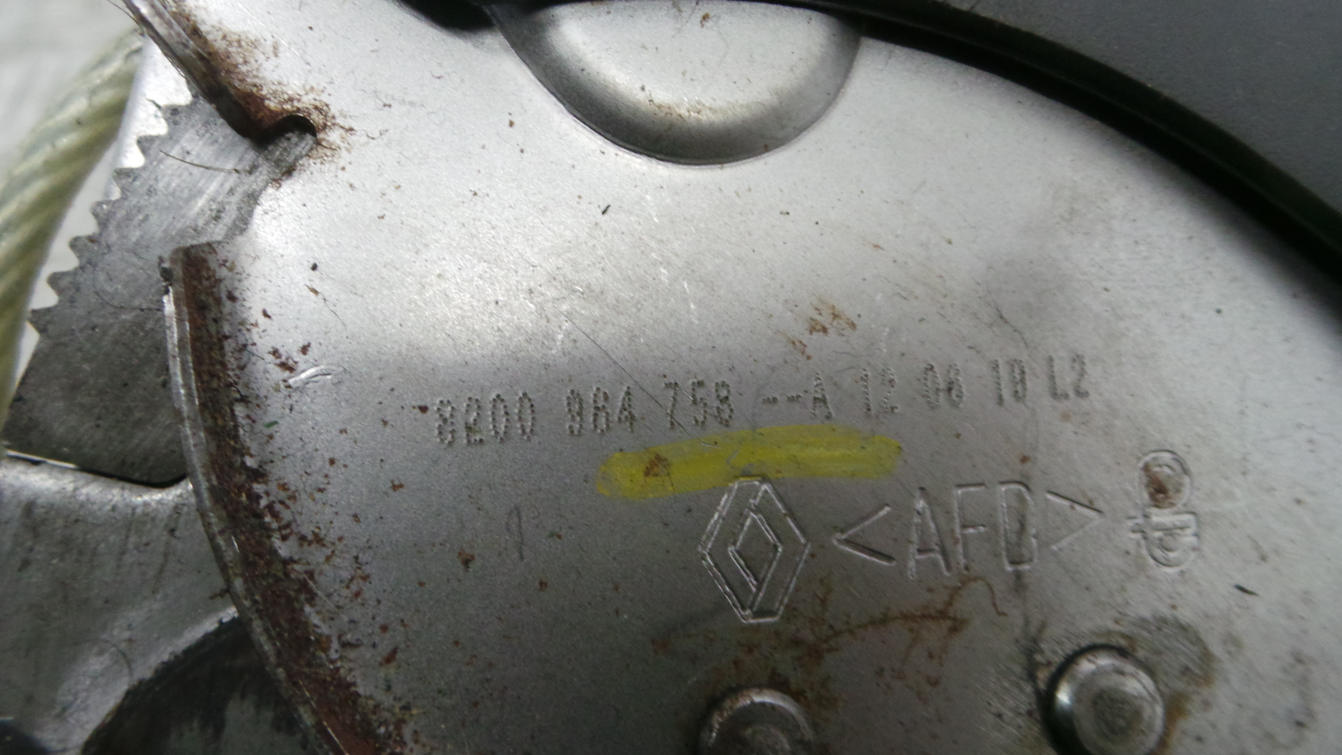 Travão de Mão 8200984758 - RENAULT CLIO III (BR0/1, CR0/1)-38370492