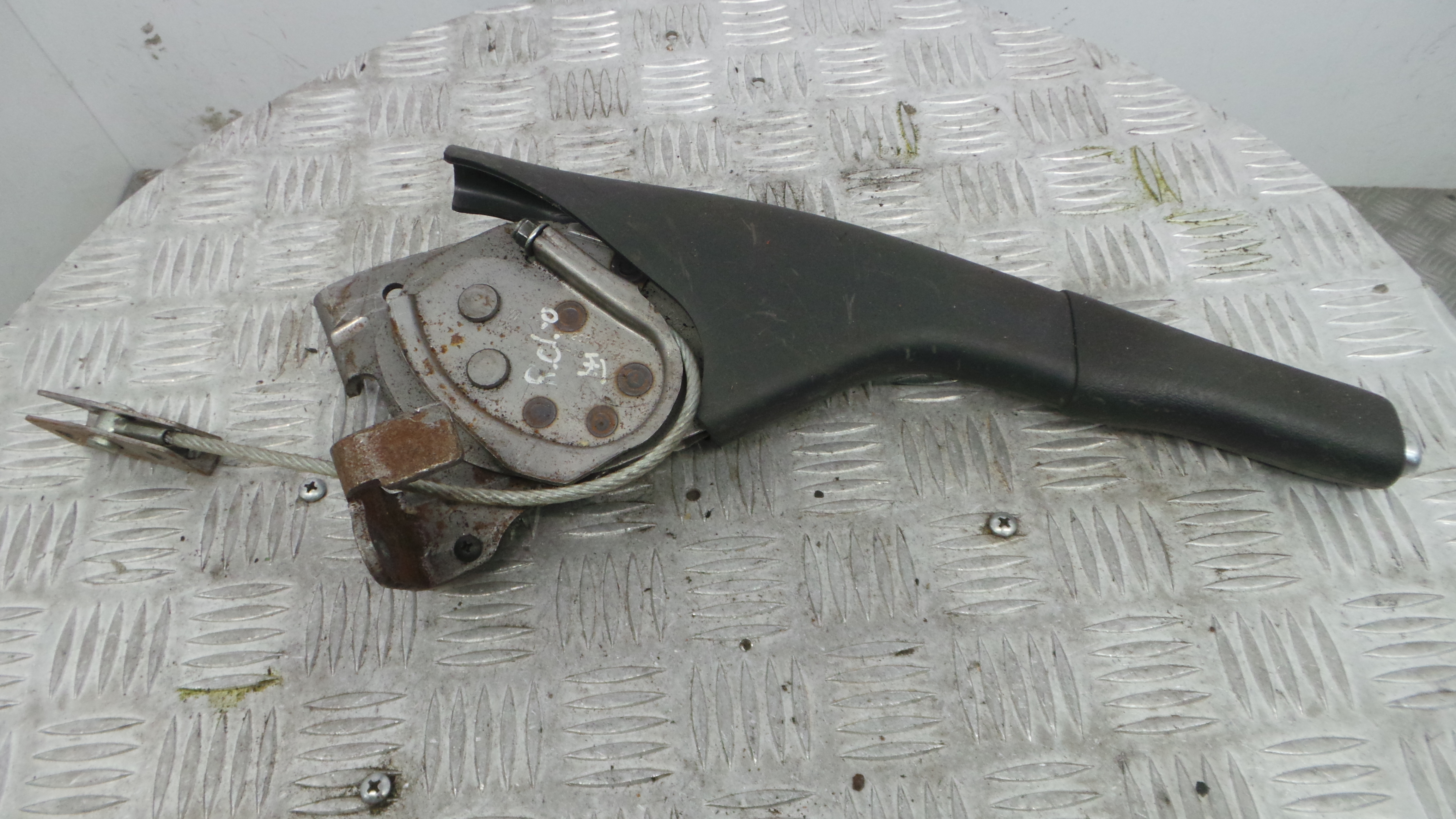 Travão de Mão  8200701804 - RENAULT CLIO III (BR0/1, CR0/1)-38370500