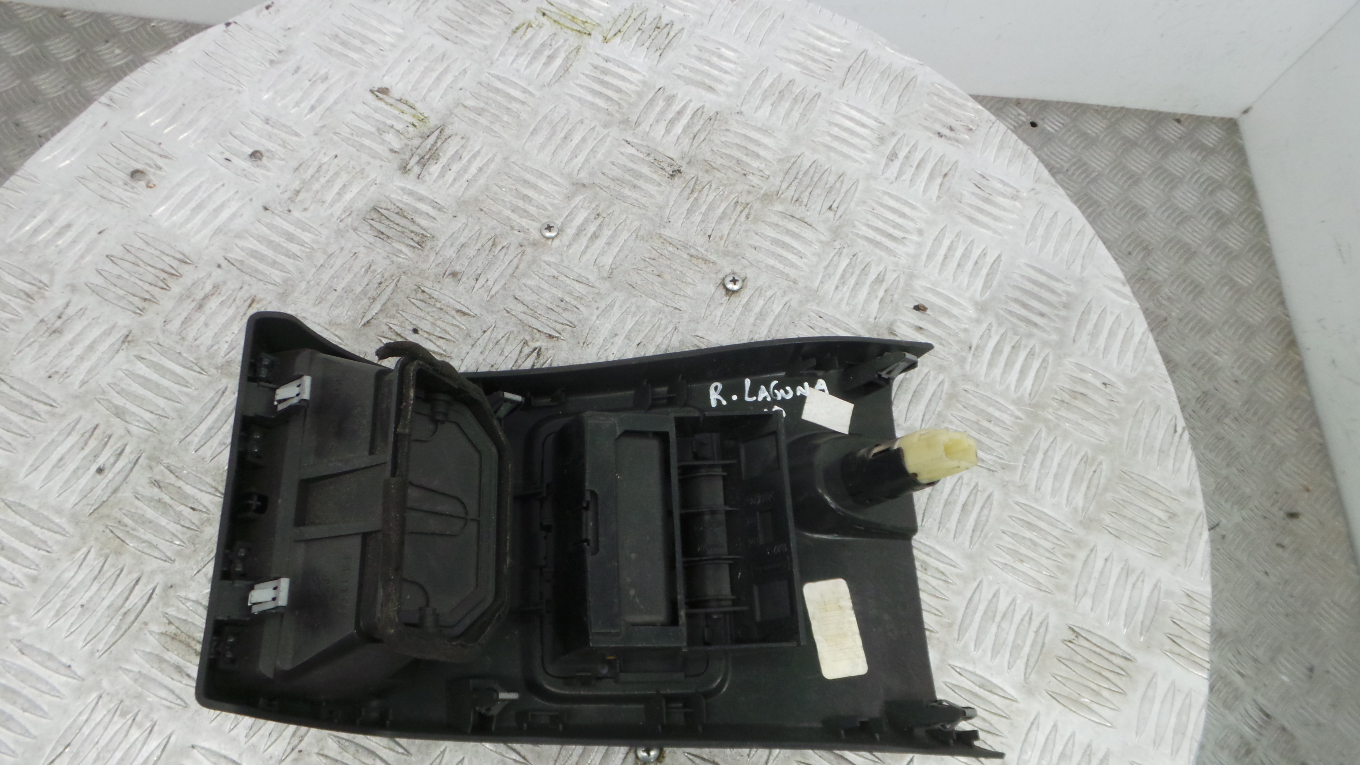 Grelha da Sofagem 969180004R - RENAULT LAGUNA III (BT0/1)-38370557