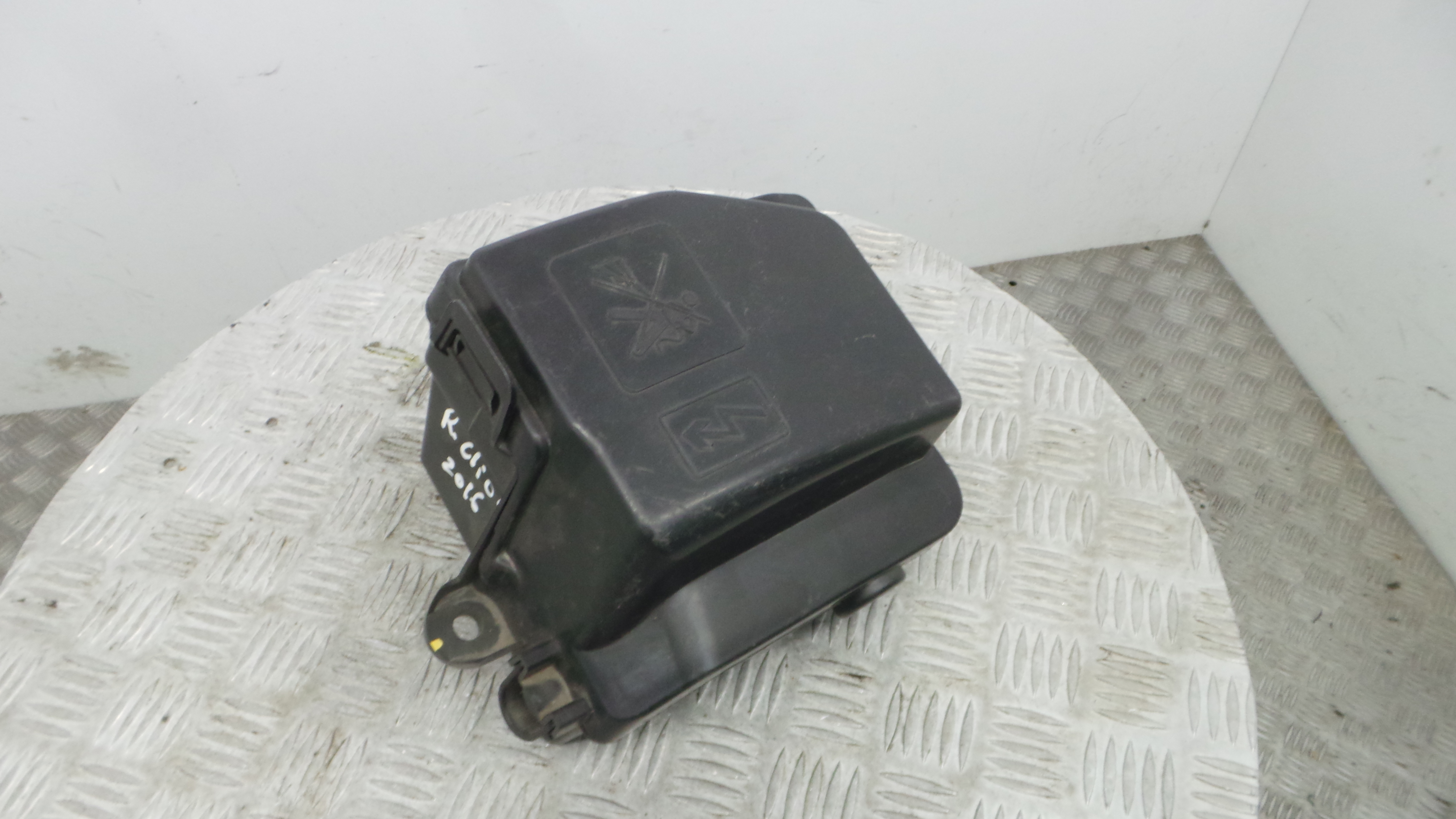 Caixa de Fusiveis 243809584R - RENAULT CLIO IV (BH_)-38370575