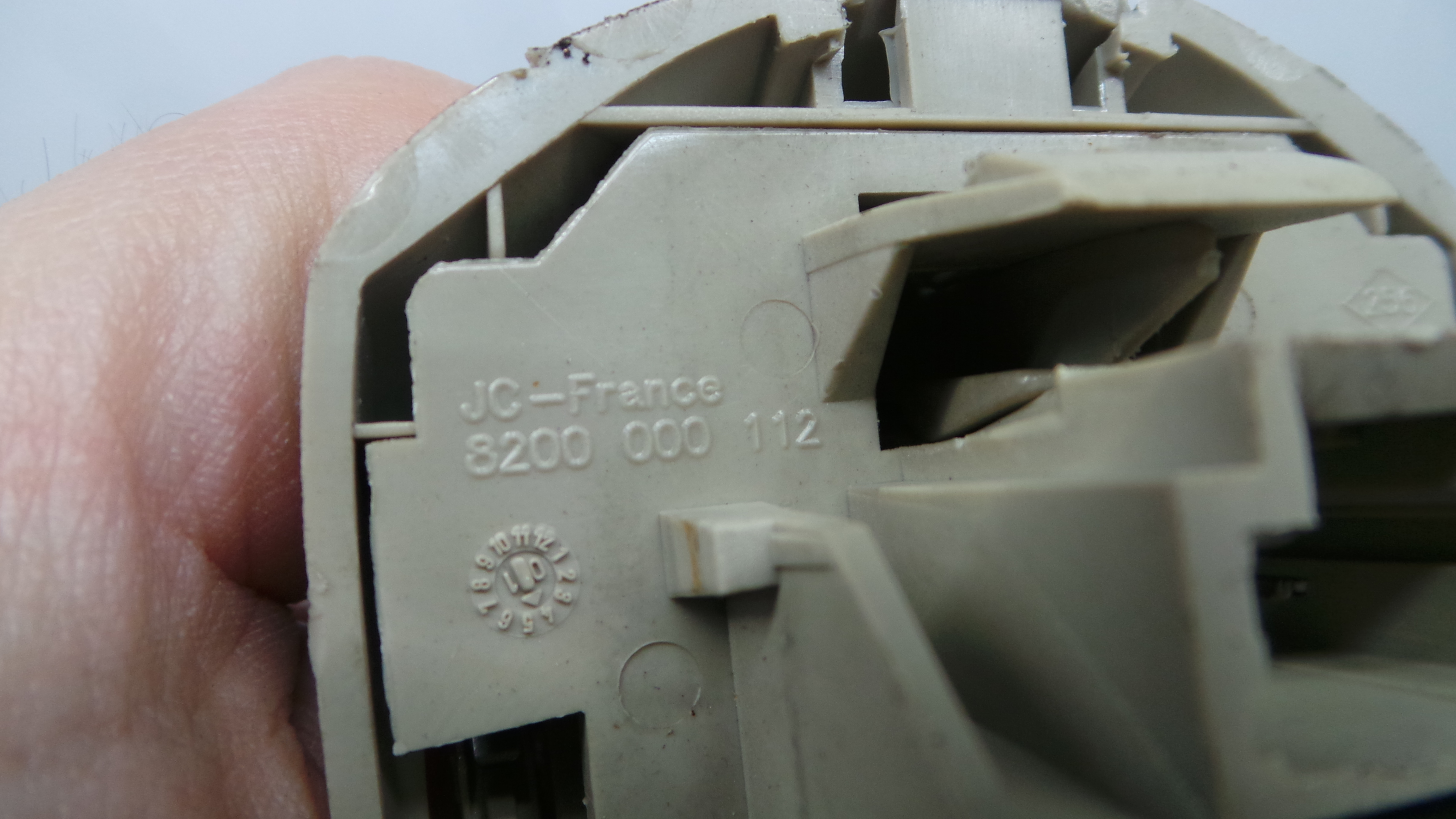 Suporte Pala Sol 8200000112 - RENAULT LAGUNA II (BG0/1_)-38370579