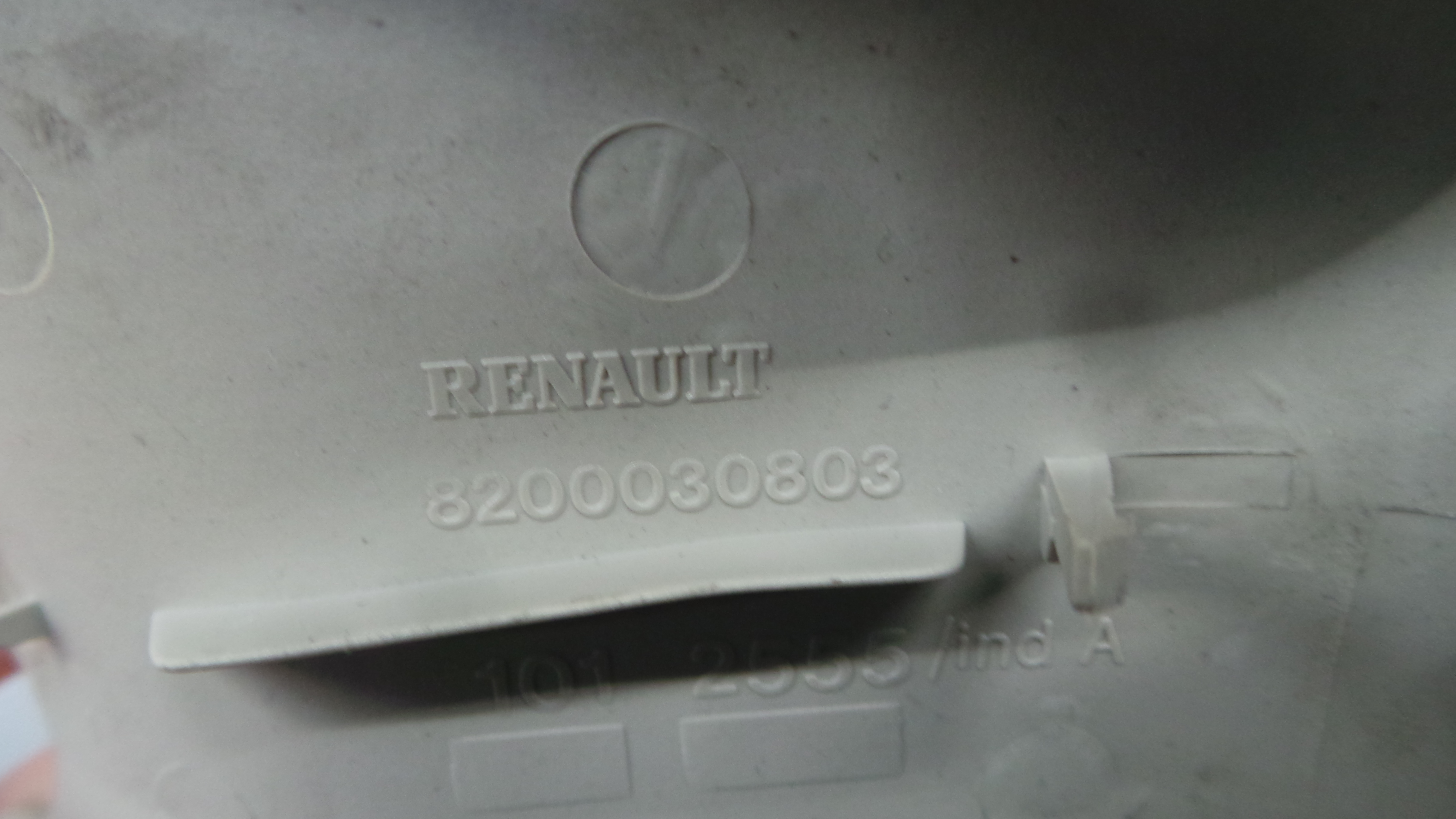 Plastico Interior 8200030803 - RENAULT LAGUNA II (BG0/1_)-38370582