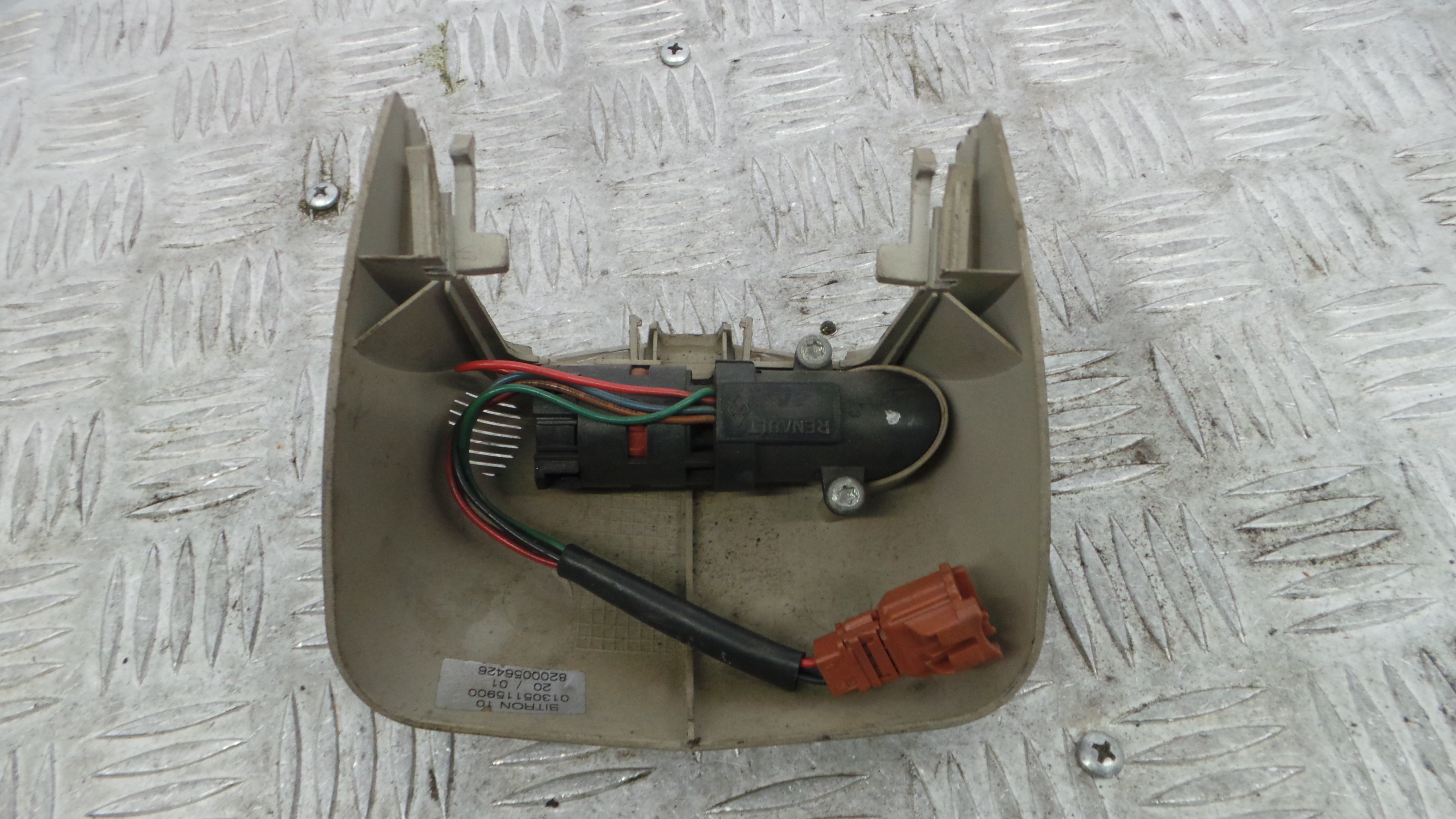 Plastico Interior 8200056426 - RENAULT LAGUNA II (BG0/1_)-38370585