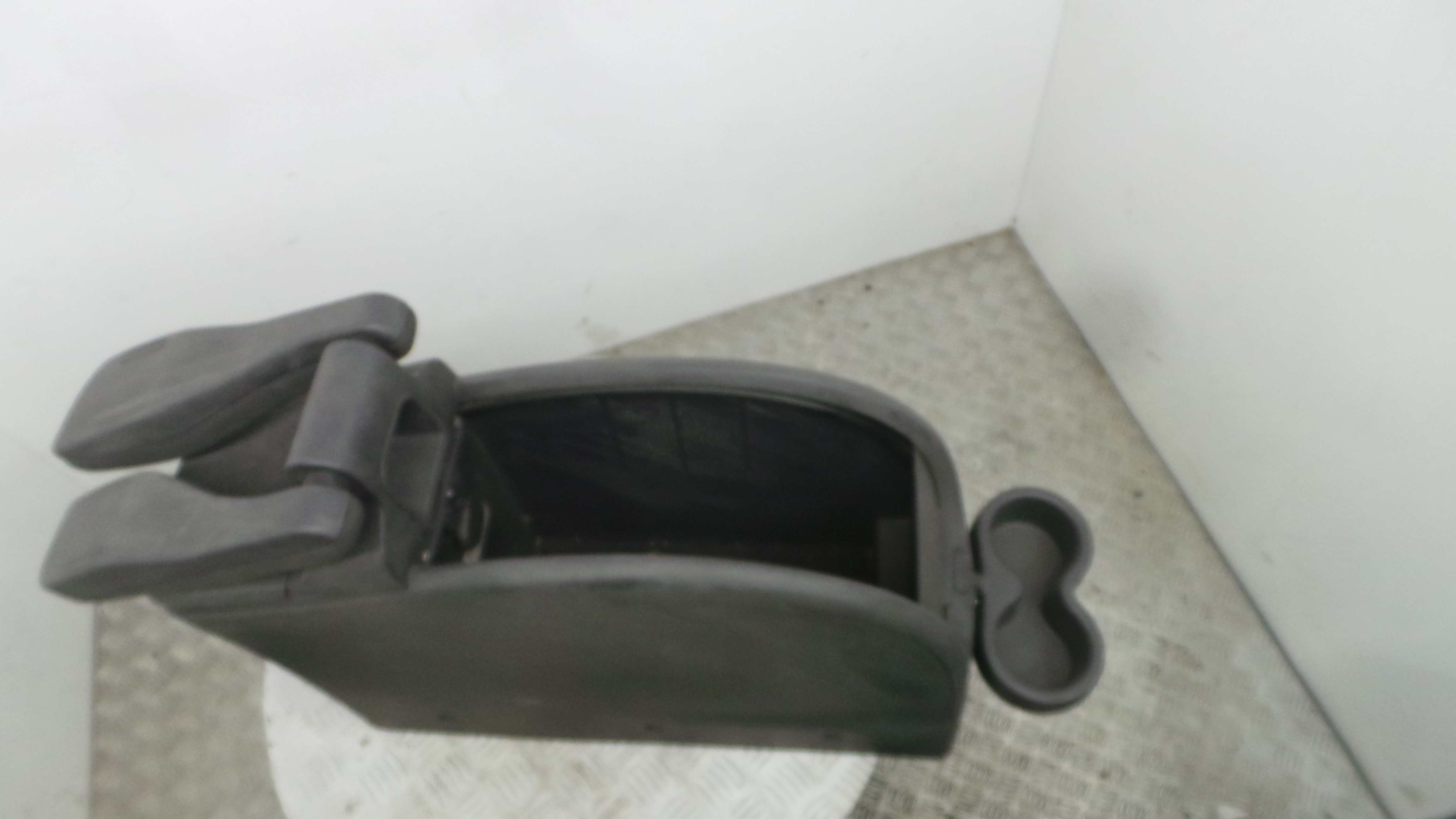 Apoio de Braço Central - RENAULT SCÉNIC II (JM0/1_)-38370629