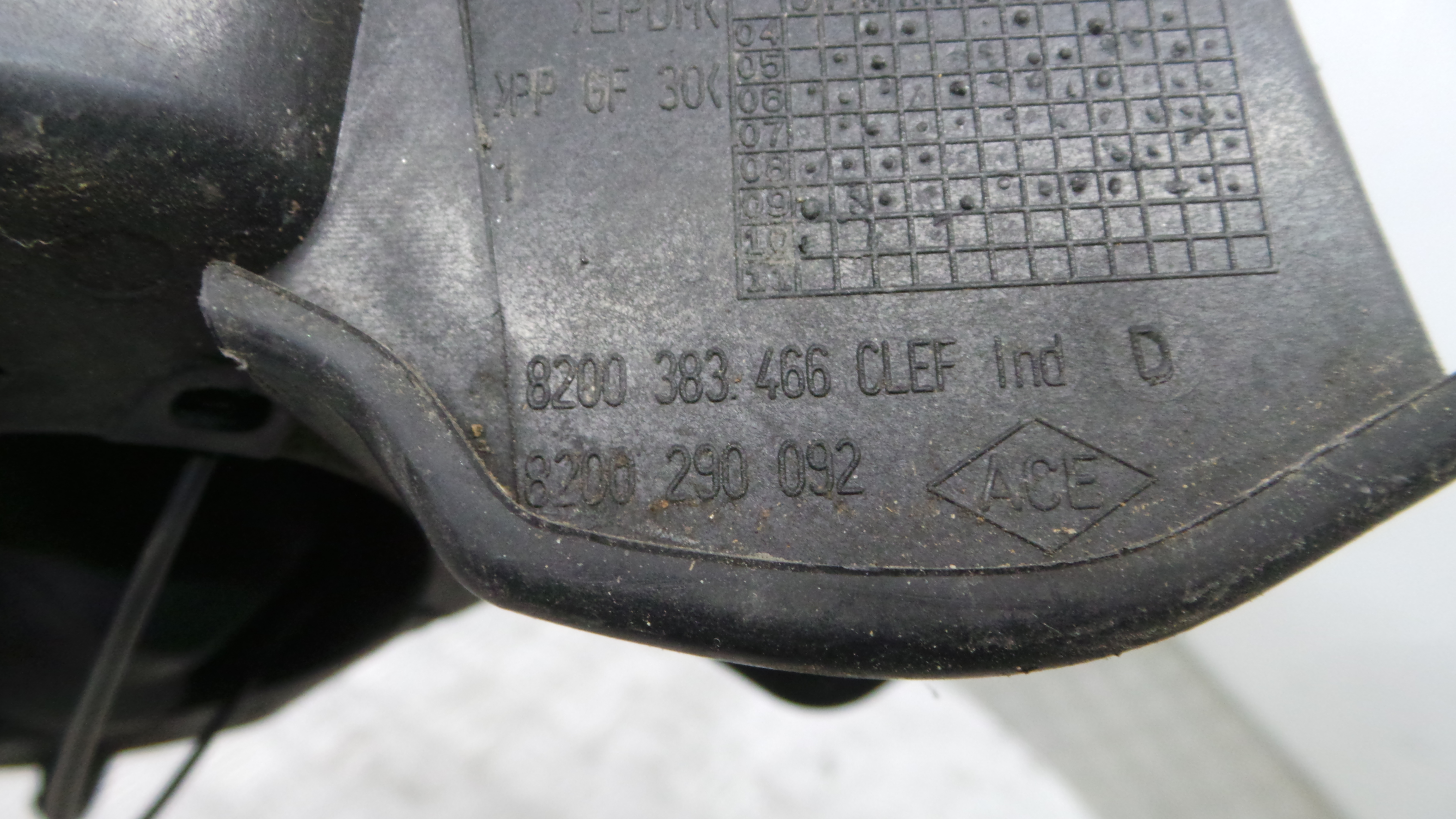 Tampão de Combustivel 8200383466 - RENAULT CLIO III (BR0/1, CR0/1)-38370658