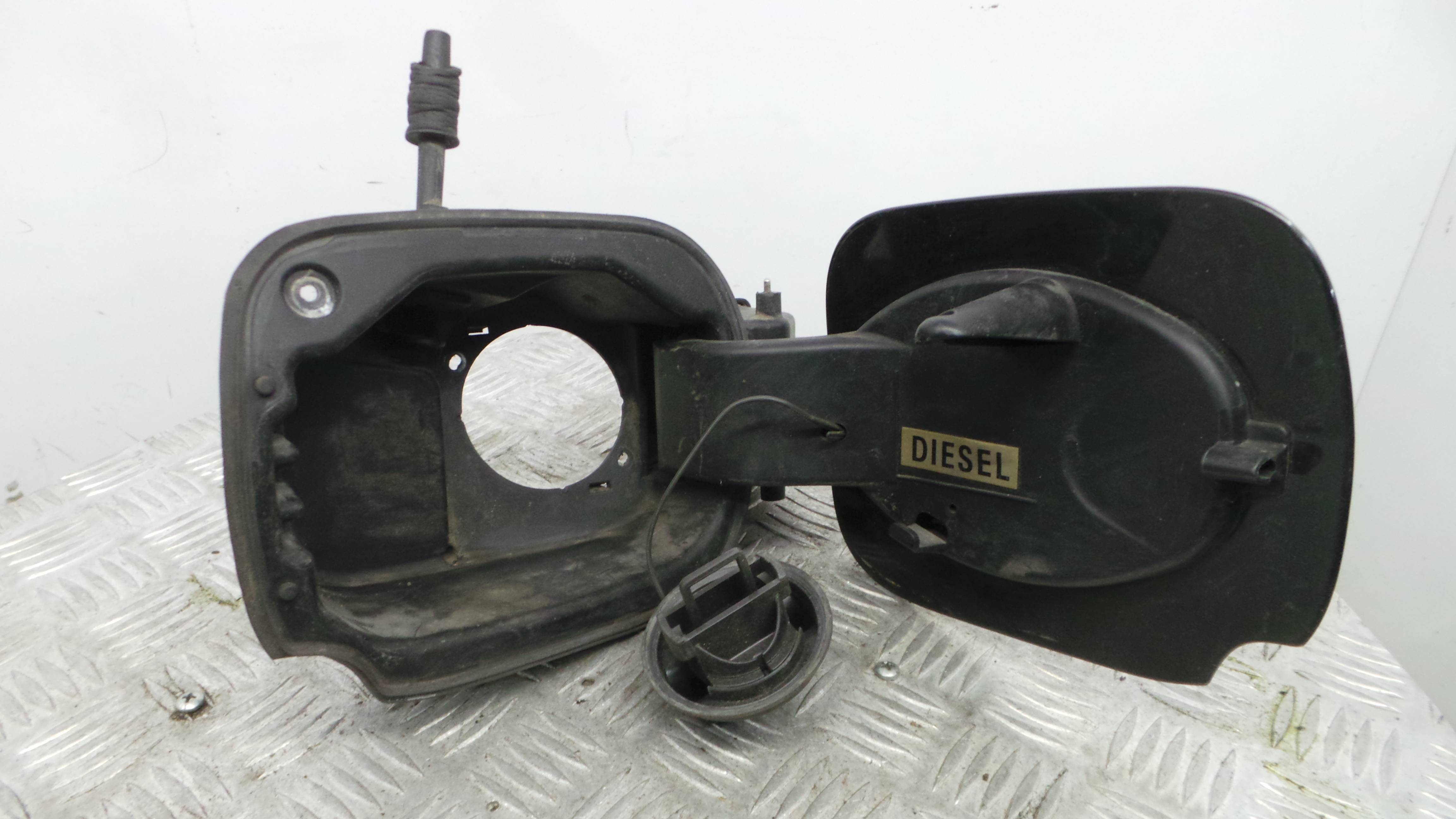 Tampão de Combustivel  8200383466 - RENAULT CLIO III (BR0/1, CR0/1)-38370673