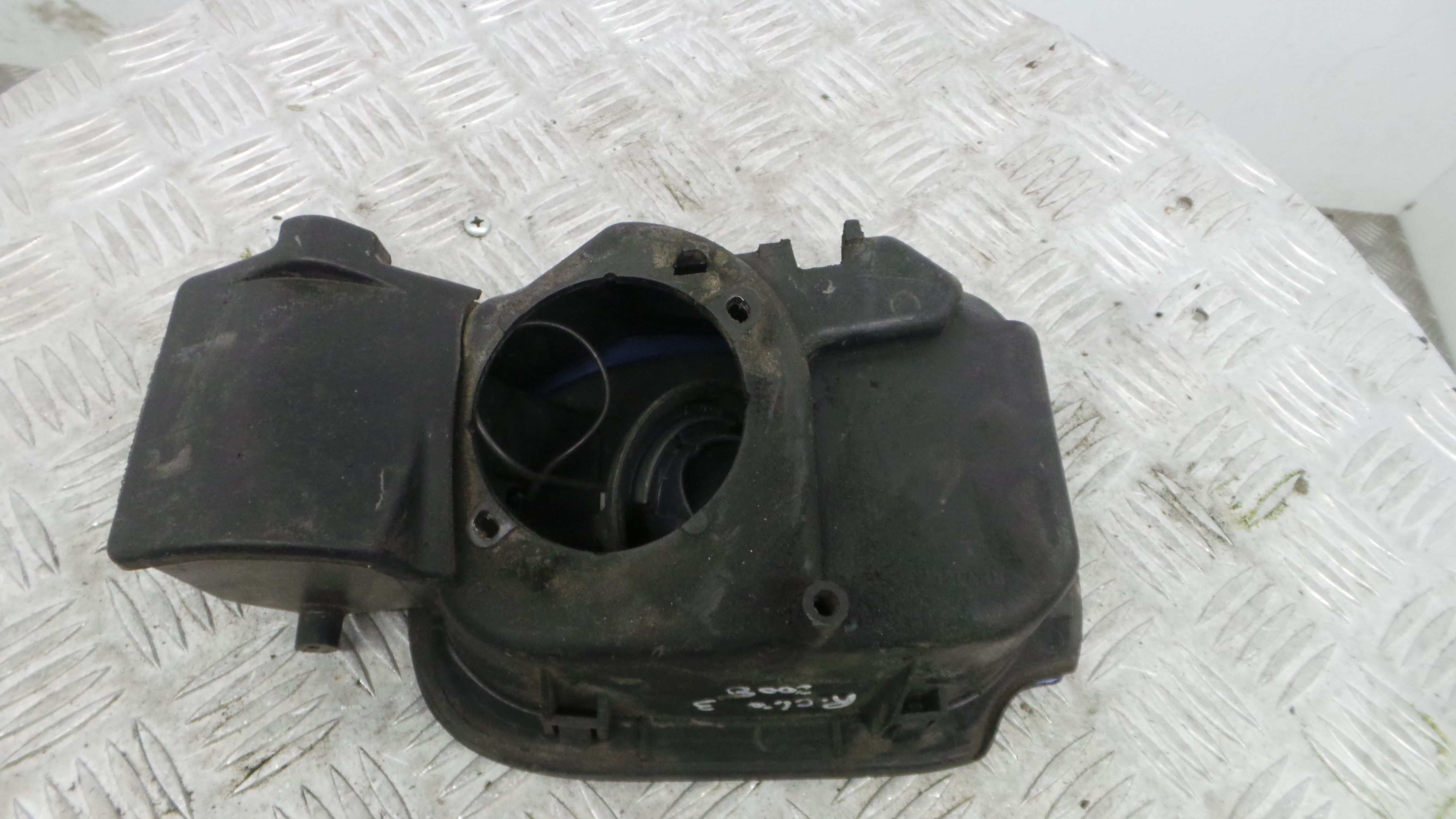 Tampão de Combustivel 8200383466 - RENAULT CLIO III (BR0/1, CR0/1)-38370677