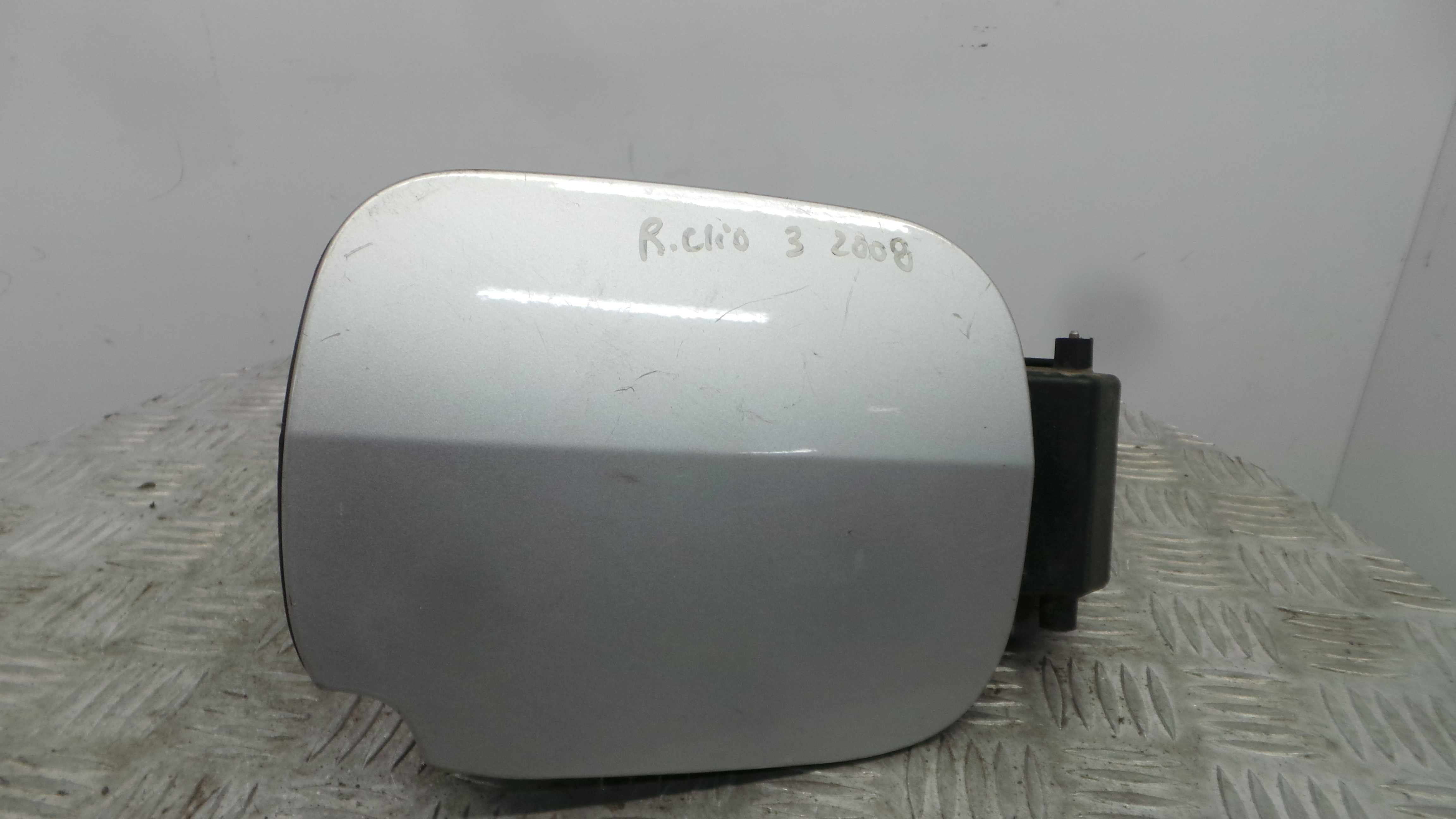 Tampão de Combustivel  8200383466 - RENAULT CLIO III (BR0/1, CR0/1)-38370705