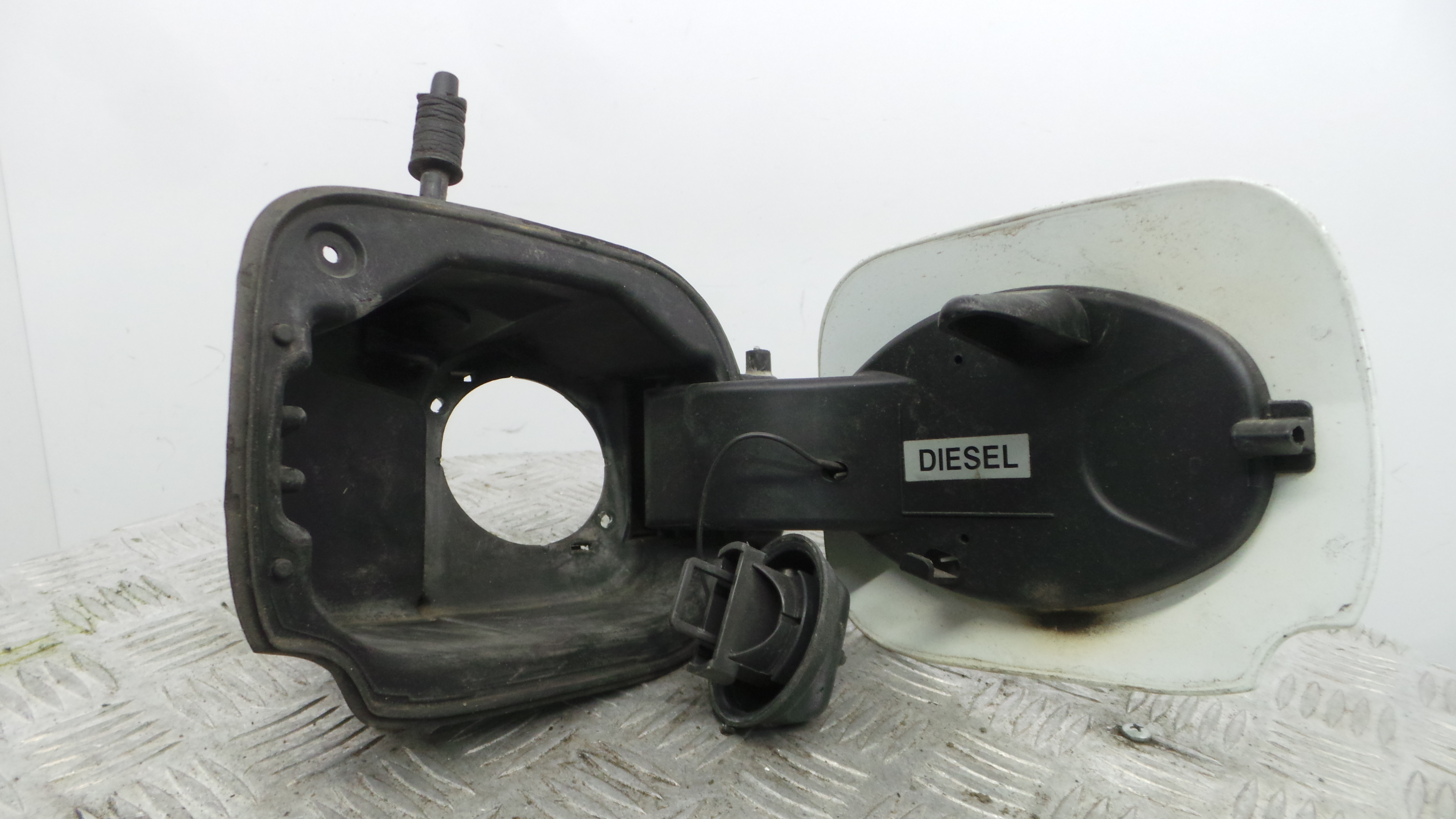 Tampão de Combustivel  8200383466 - RENAULT CLIO III (BR0/1, CR0/1)-38370717