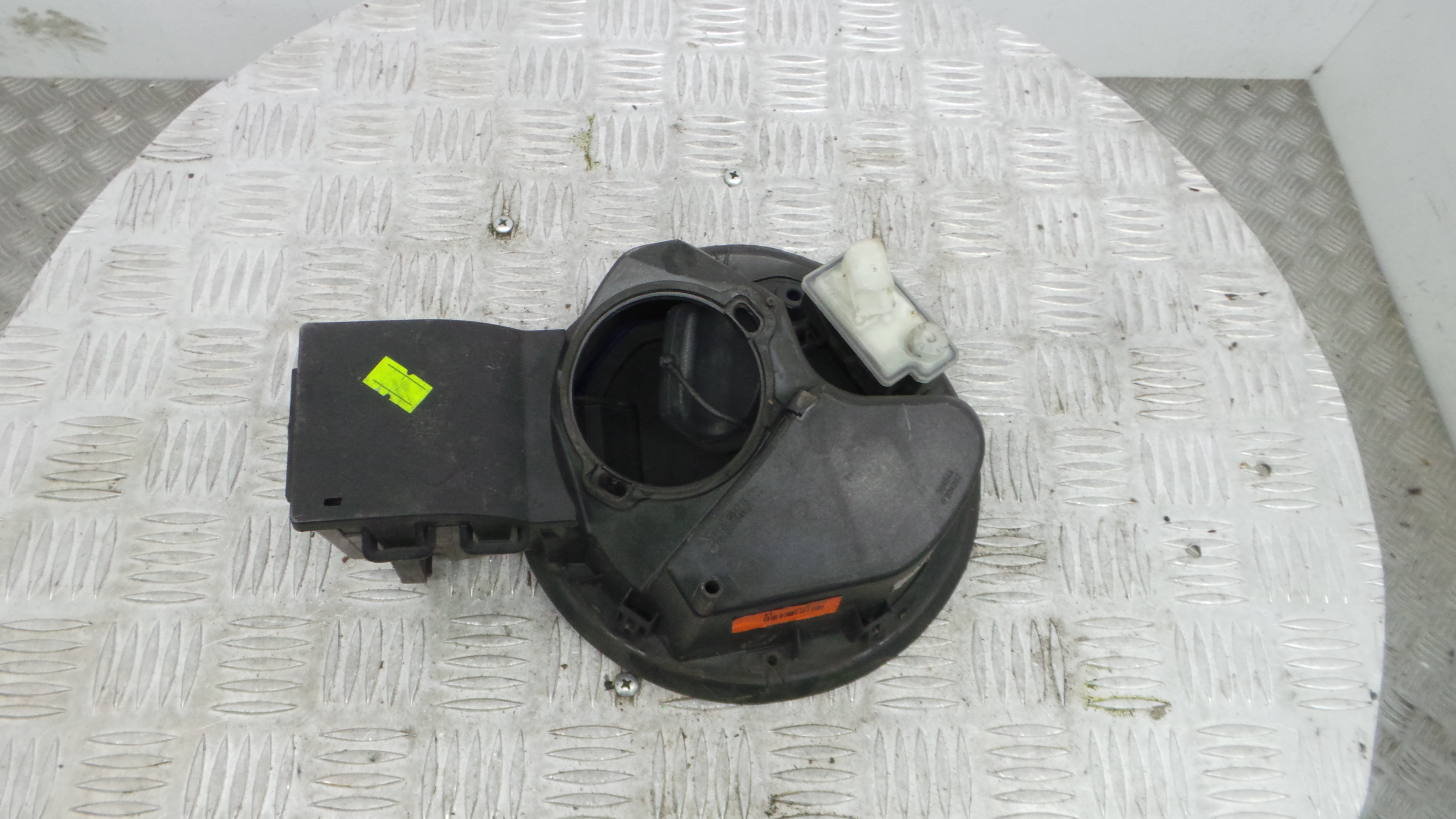 Tampão de Combustivel  781209517R - RENAULT CLIO V (B7_)-38370741