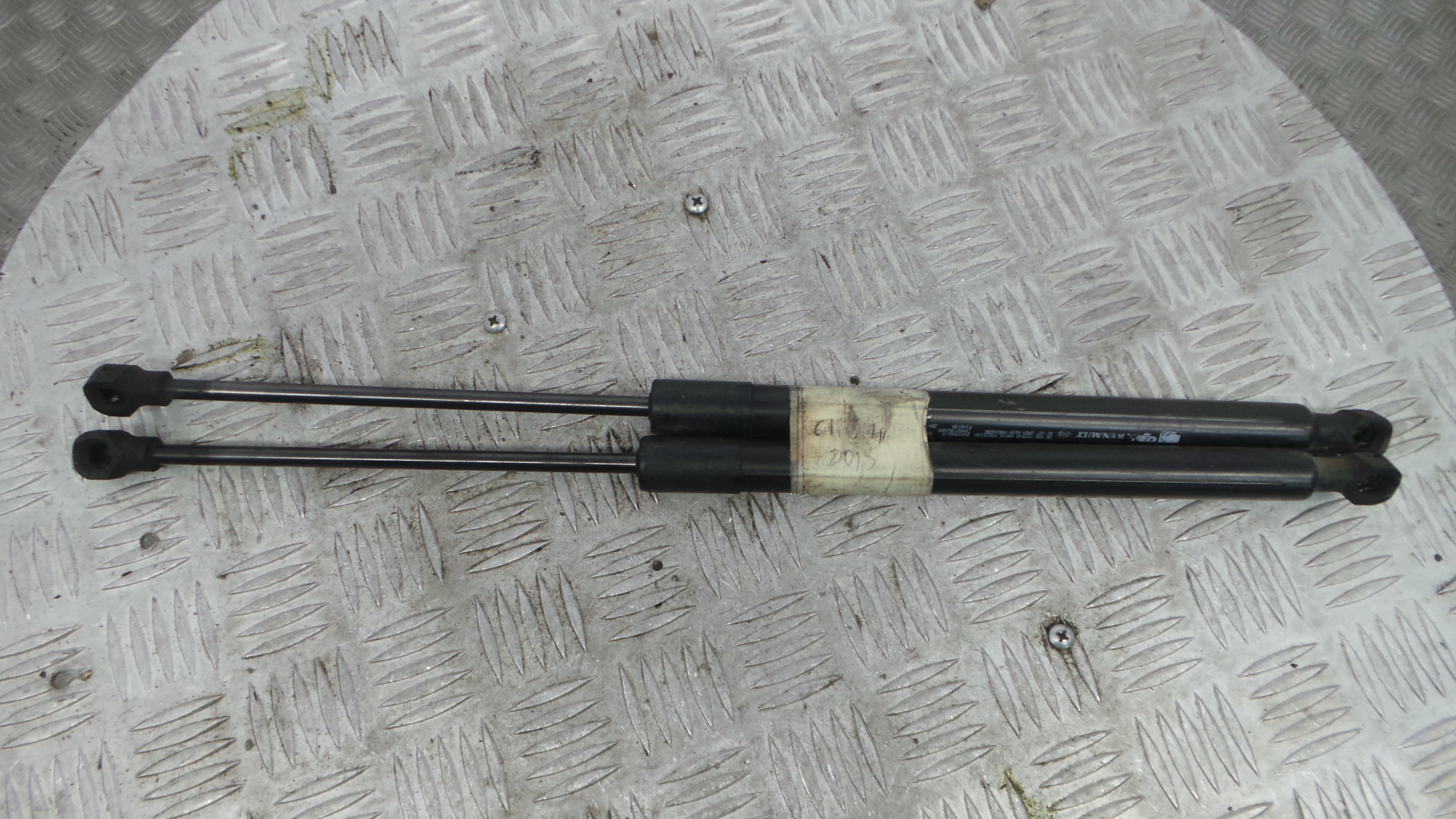 Amortecedor da Mala 844308661R - RENAULT CLIO IV (BH_)-38370868