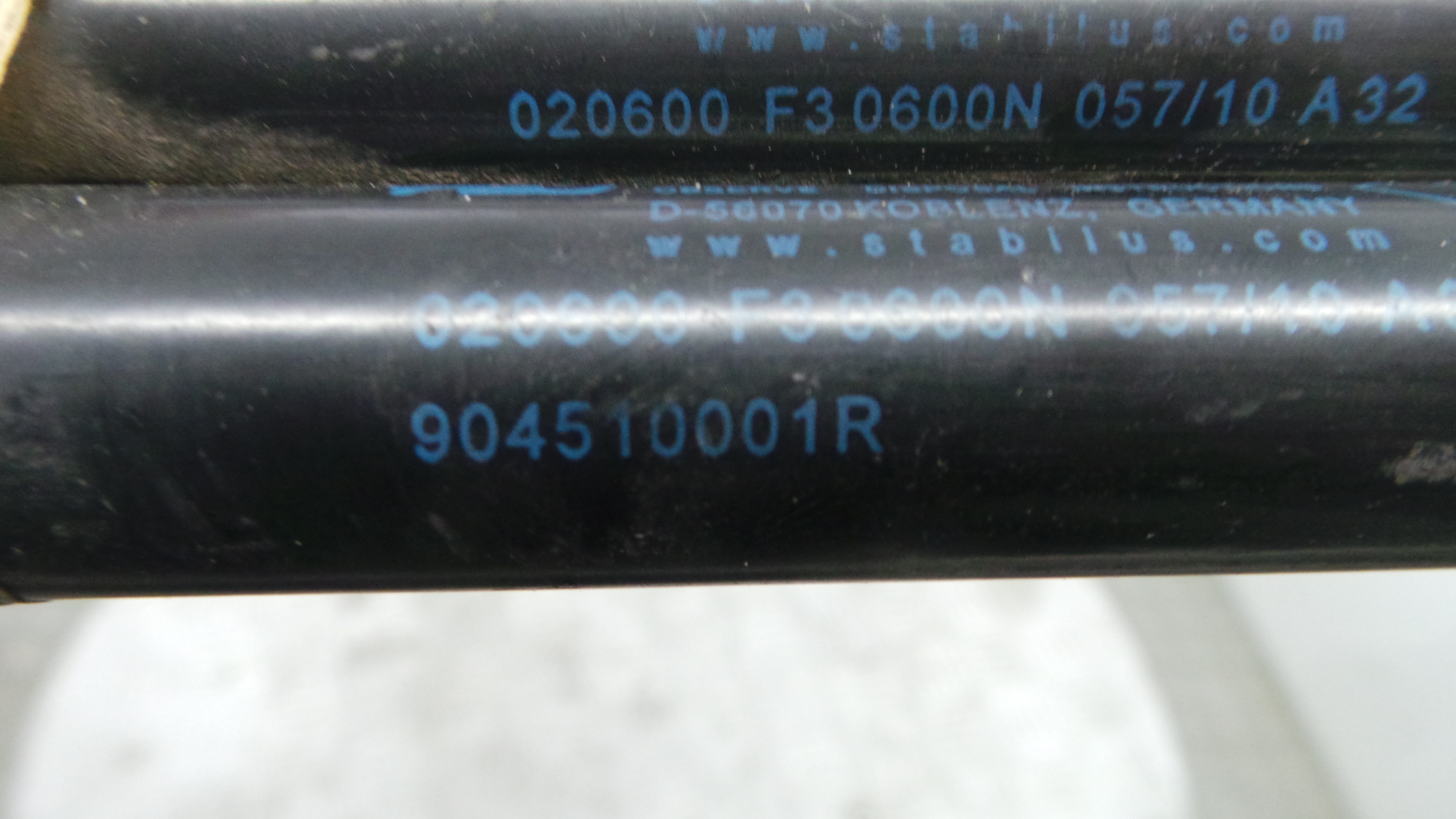 Amortecedor da Mala 904510001R - RENAULT MEGANE III Hatchback (BZ0/1_, B3_)-38370880