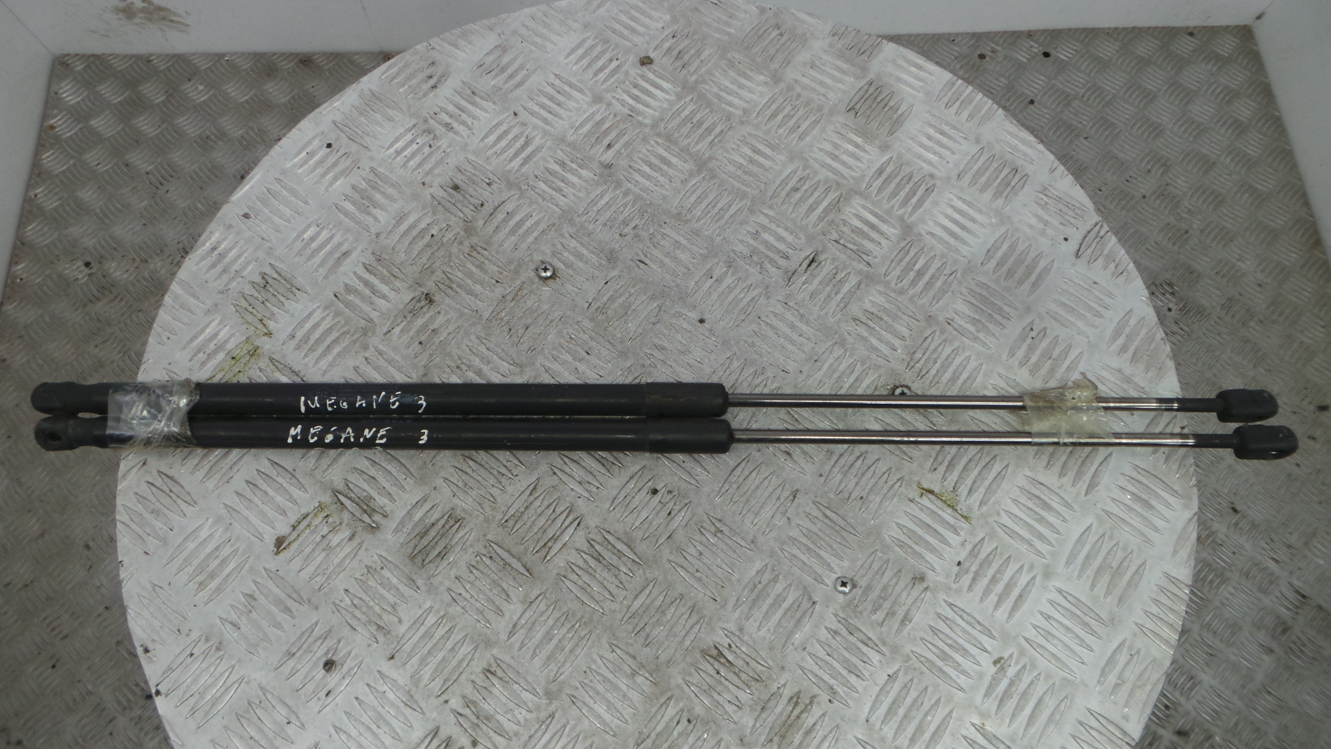 Amortecedor da Mala 904510002R - RENAULT MEGANE III Hatchback (BZ0/1_, B3_)-38370895