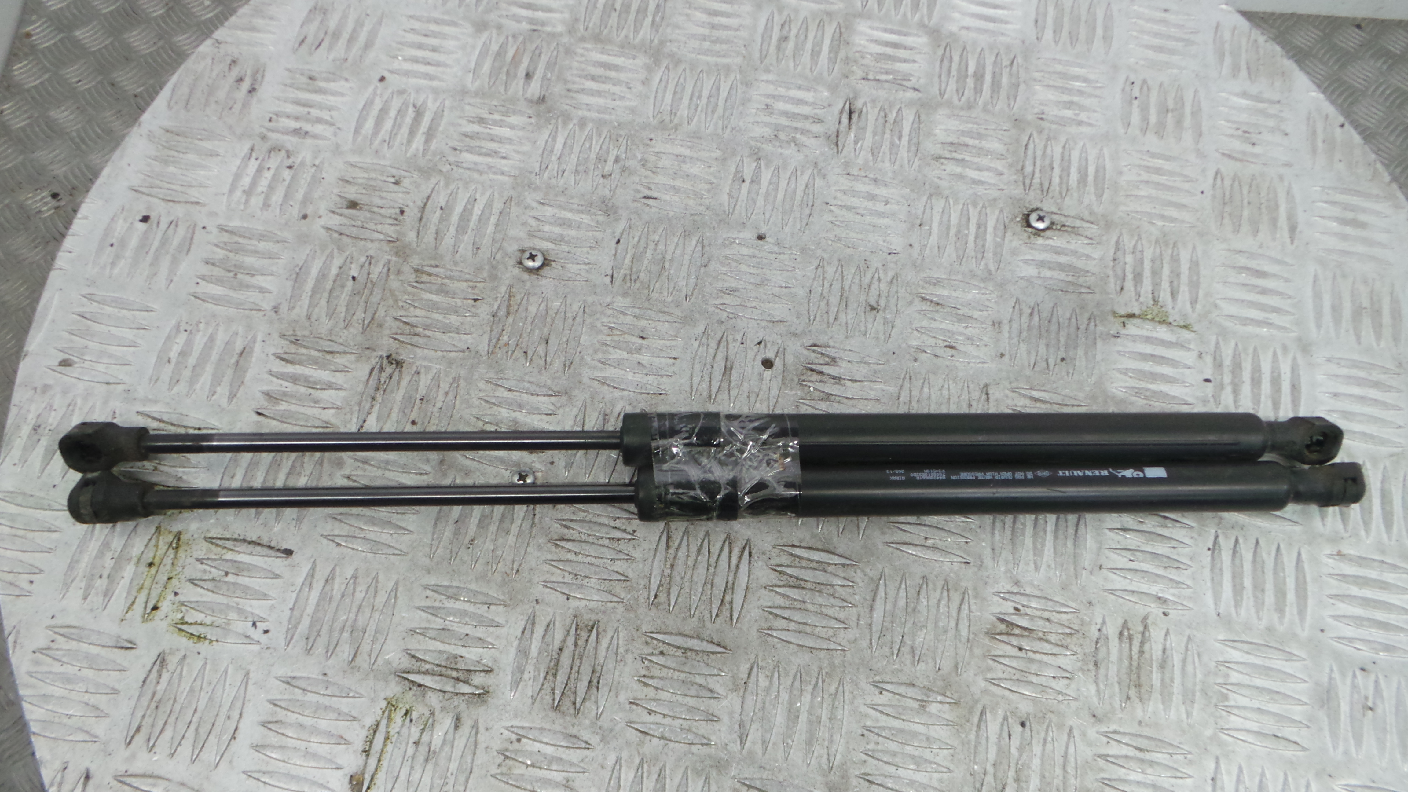 Amortecedor da Mala 844308661R - RENAULT CLIO IV (BH_)-38370901