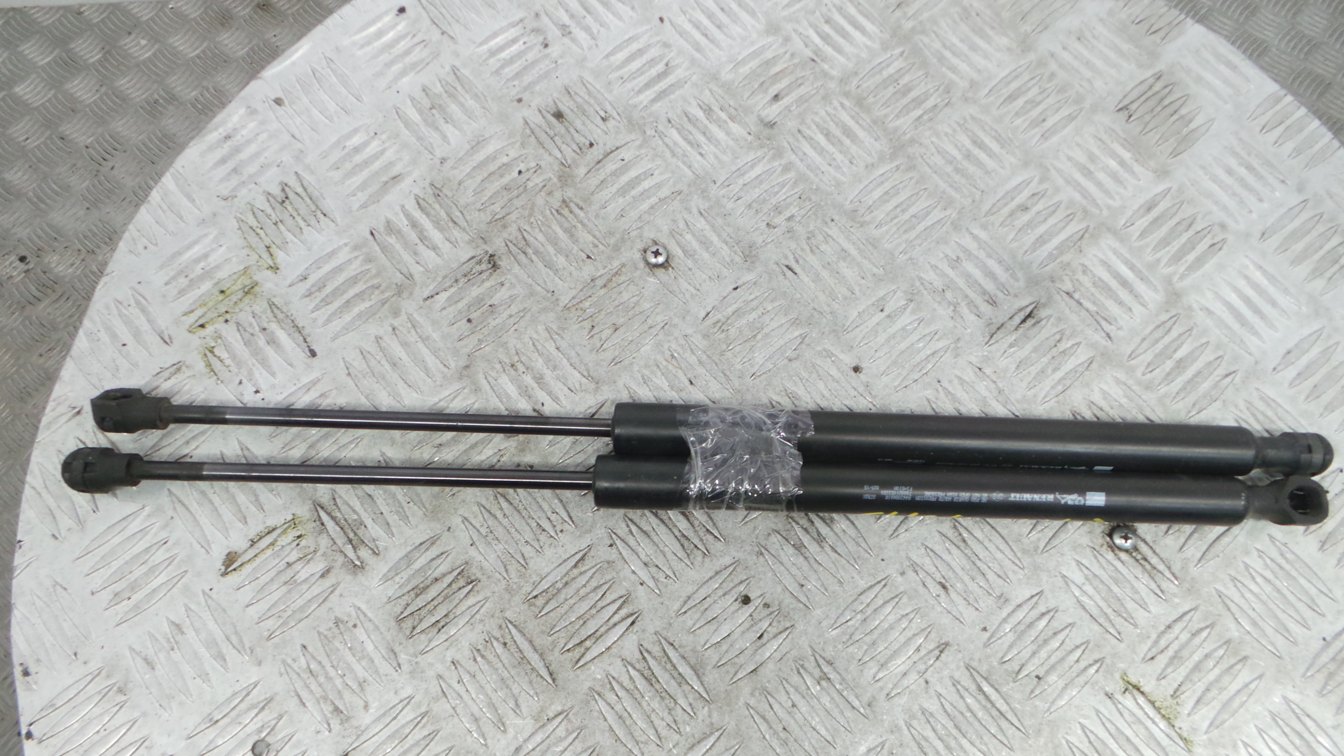 Amortecedor da Mala 844308661R - RENAULT CLIO IV (BH_)-38370916