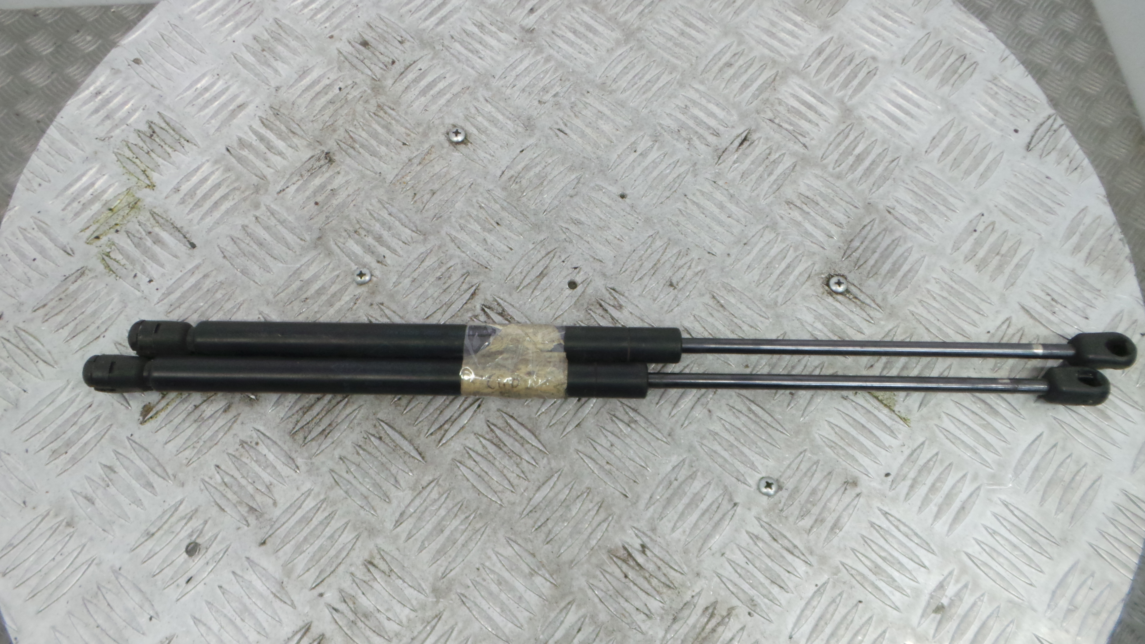 Amortecedor da Mala 7700800311 - RENAULT CLIO I (B/C57_, 5/357_)-38370922