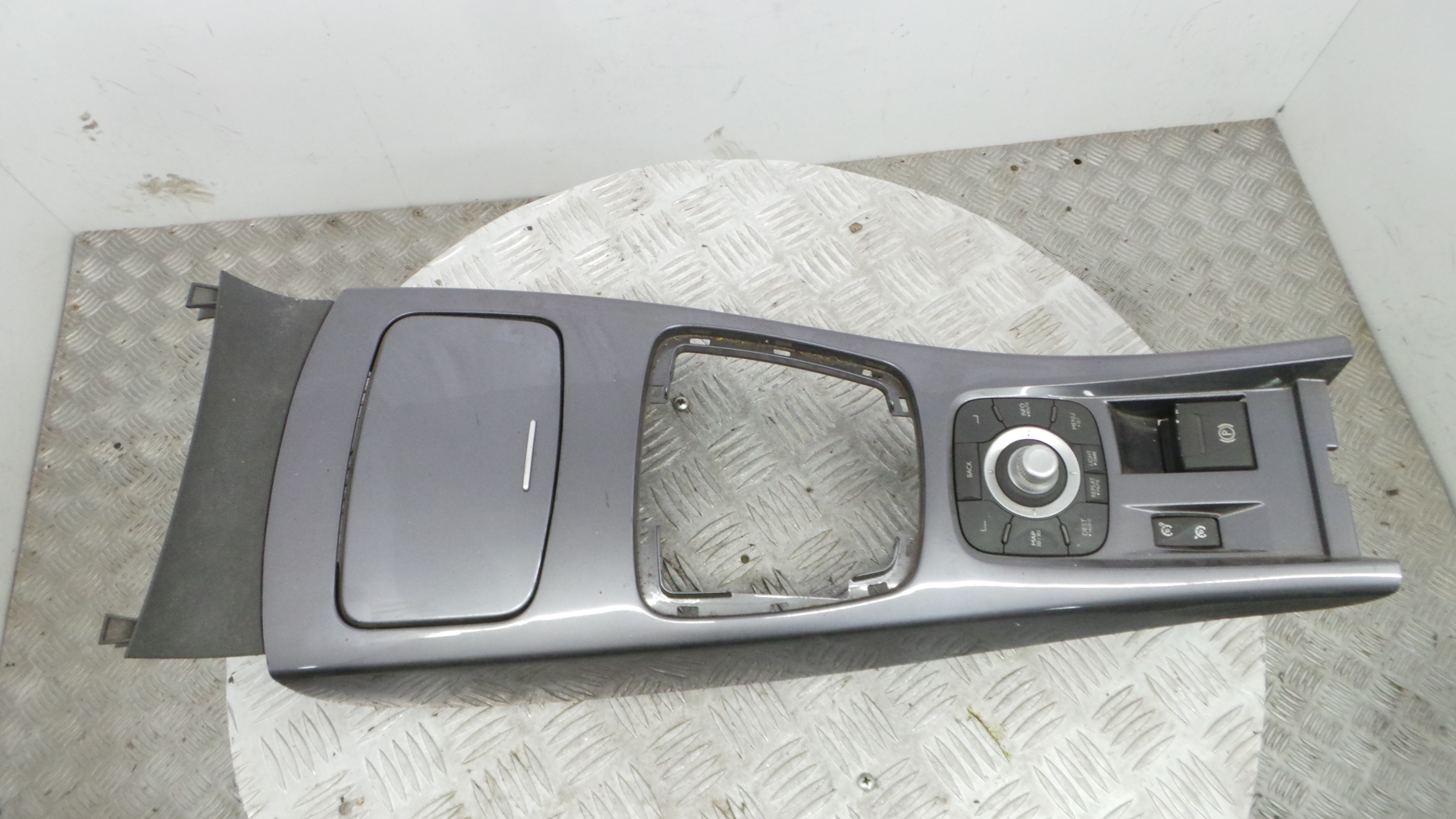 Consola central Tablier  969120002R - RENAULT LAGUNA III (BT0/1)-38370928