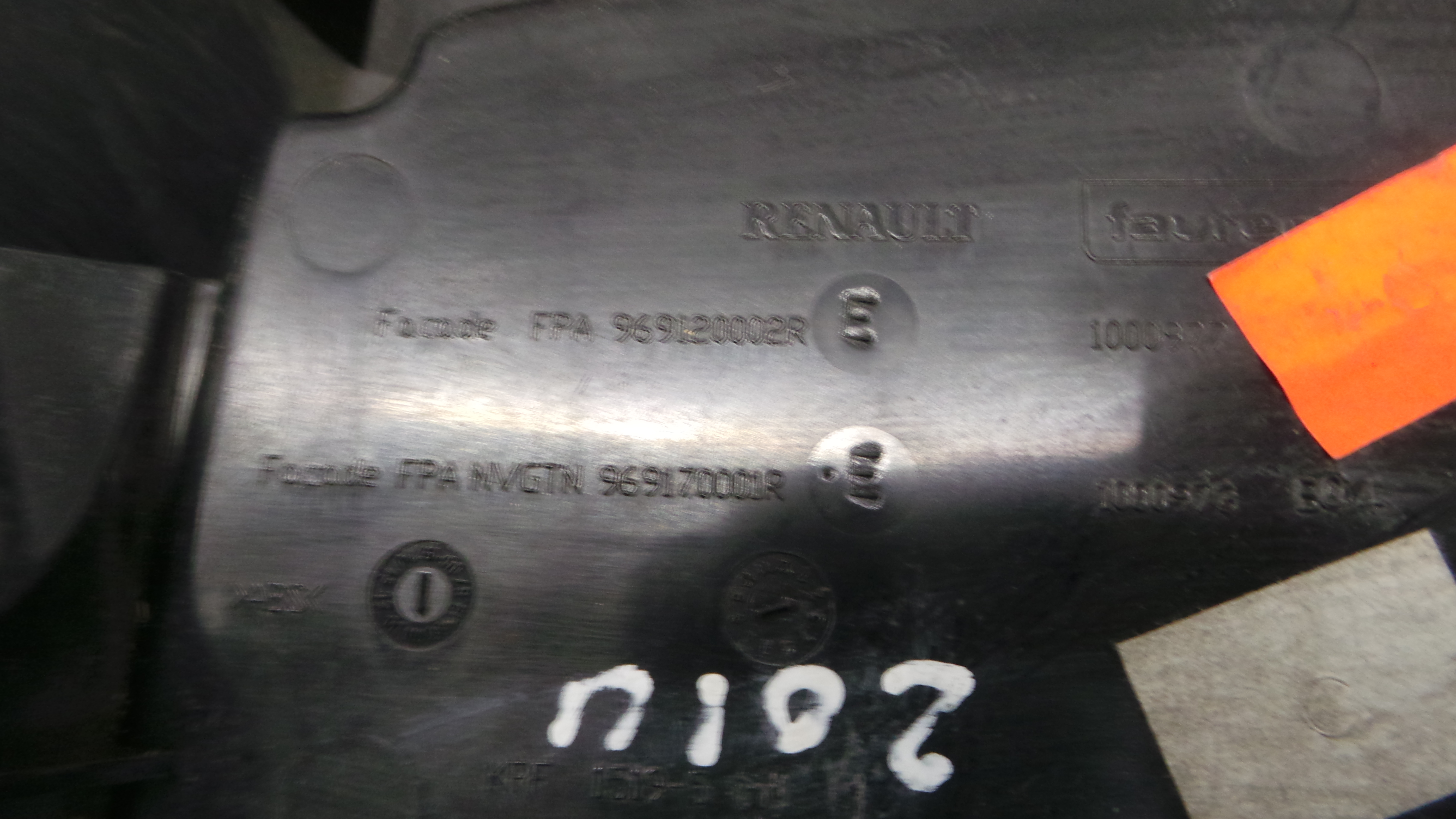 Consola central Tablier  969120002R - RENAULT LAGUNA III (BT0/1)-38370928