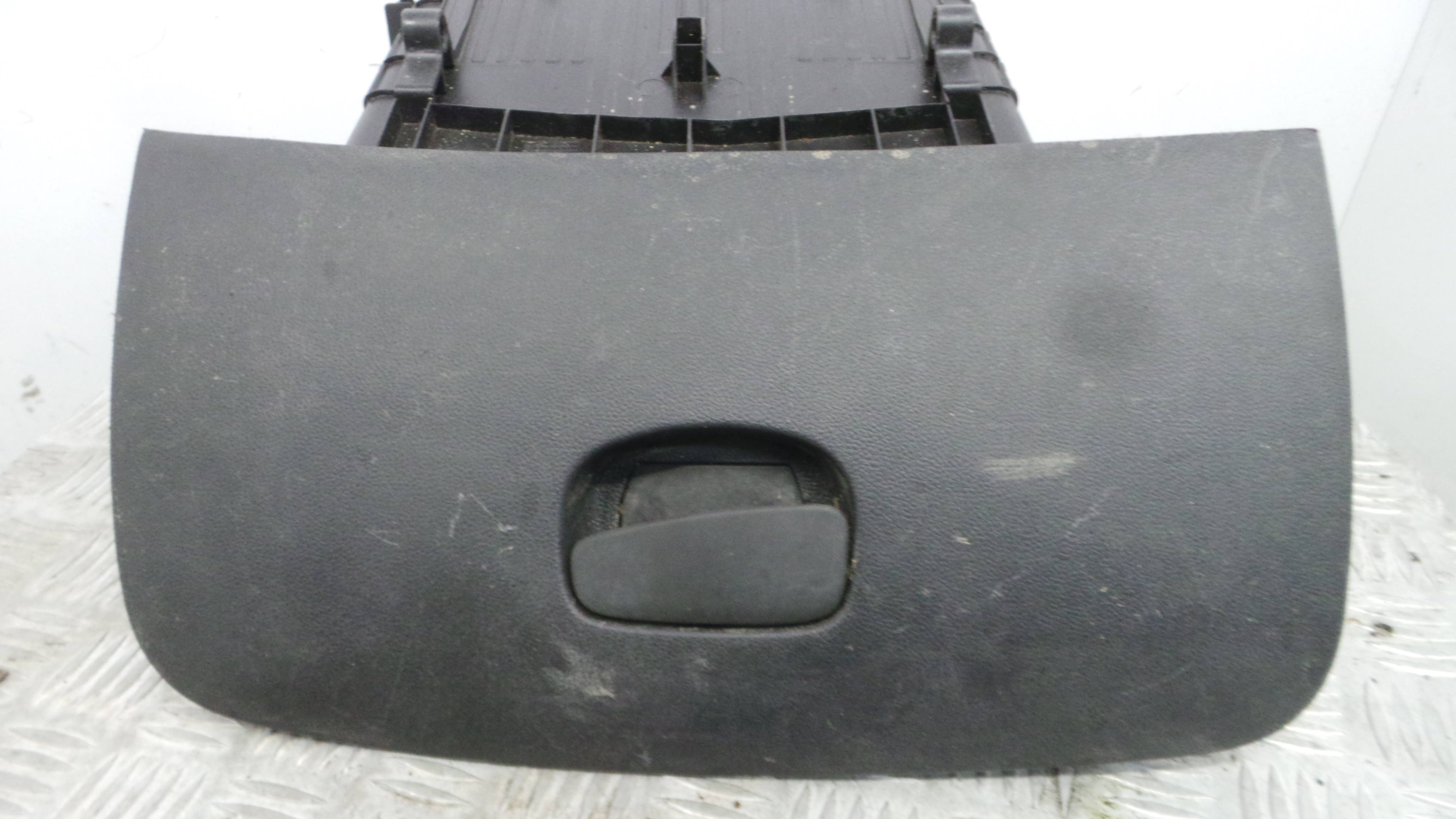 Porta Luvas 681087227R - RENAULT CLIO IV (BH_)-38370941 Porta Luvas 681087227R - RENAULT CLIO IV (BH_)-38370941