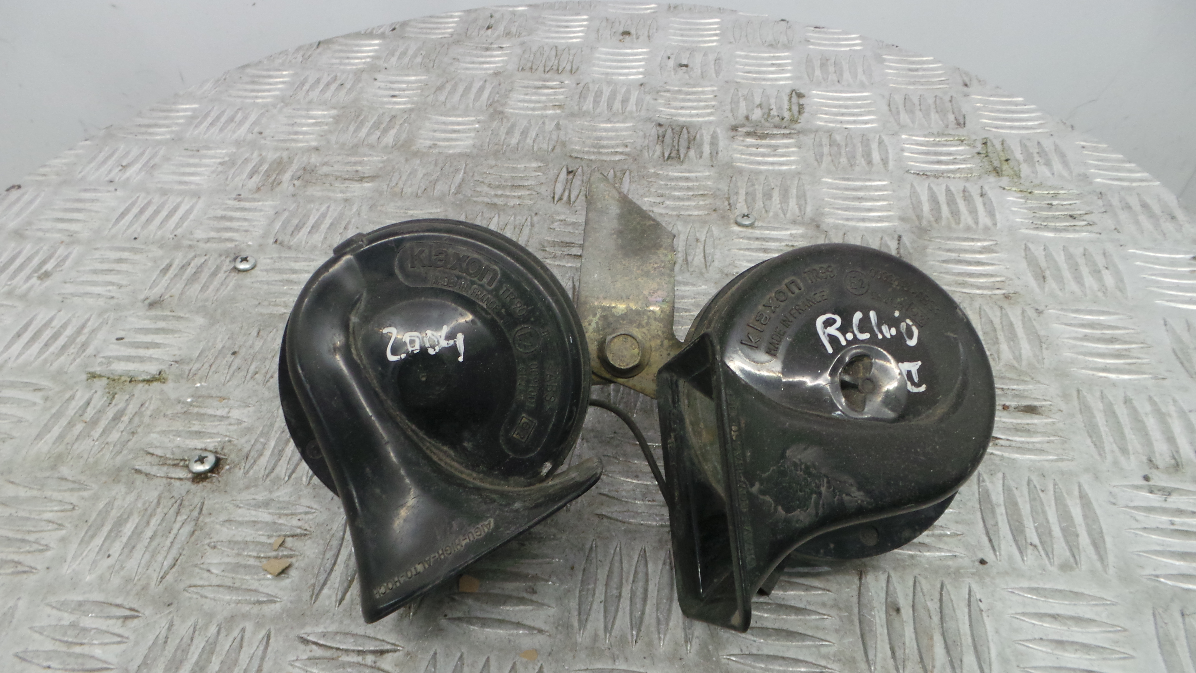 Buzina 51186 - RENAULT CLIO II (BB_, CB_), CLIO Mk II (BB_, CB_)-38375803