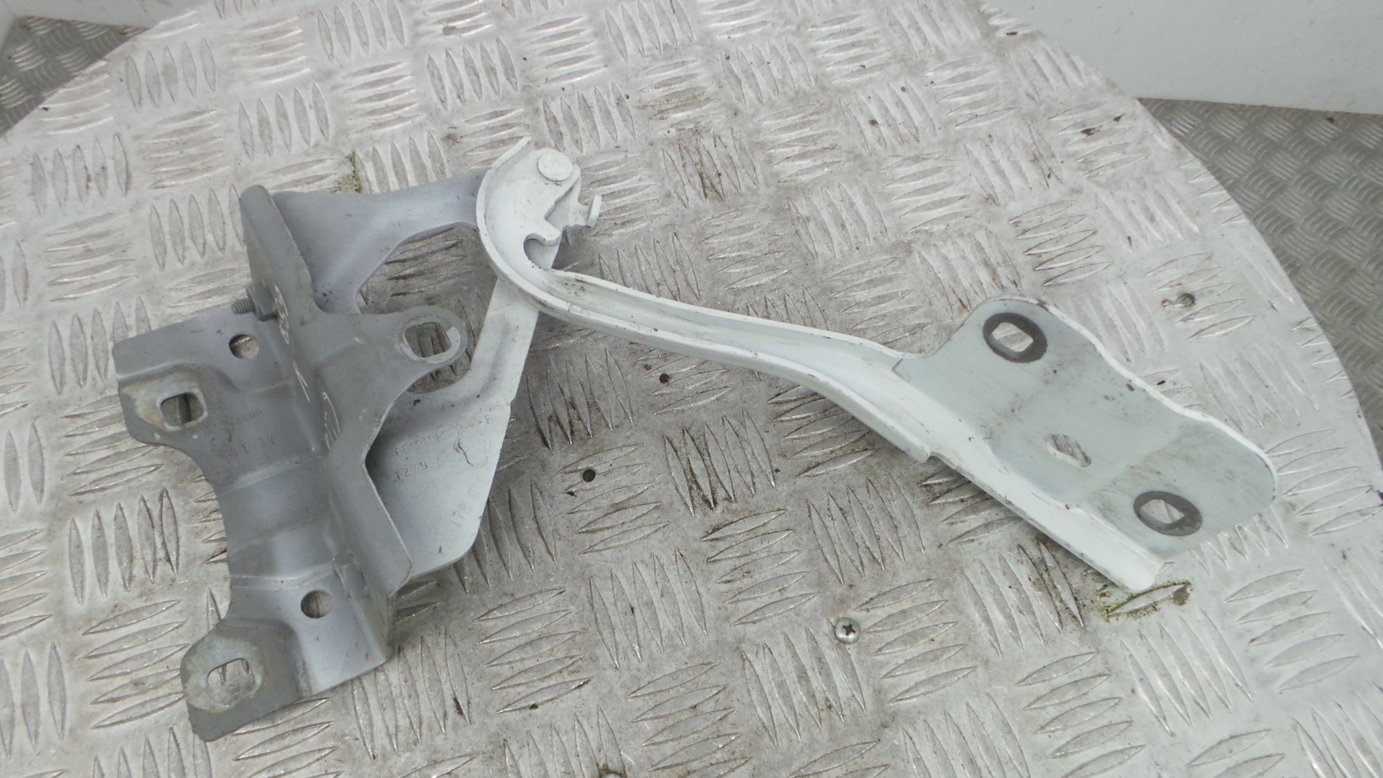 Dobradiças 654010808R - RENAULT CLIO V (B7_)-38375830