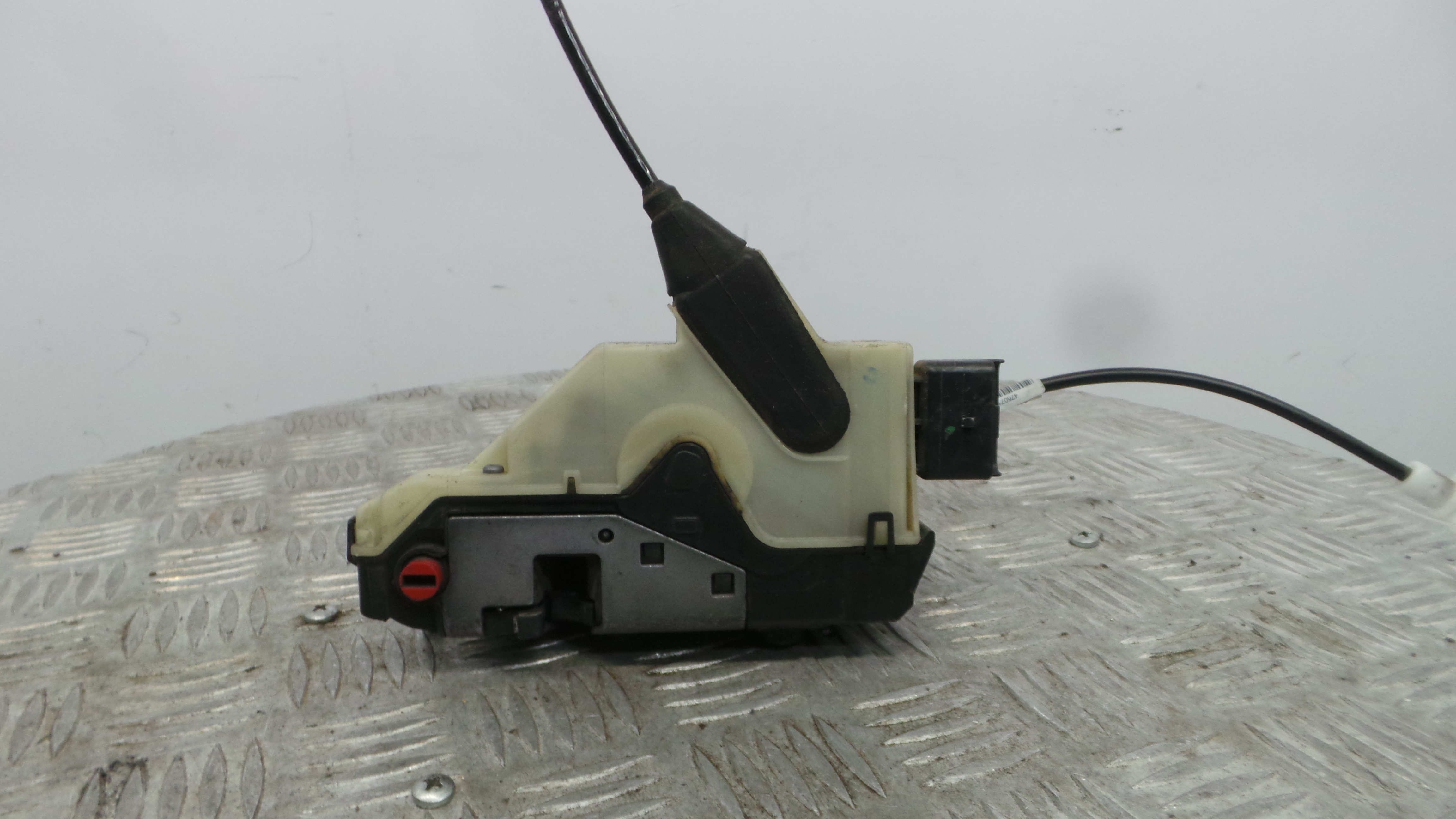 Fecho da Porta Trás Esq - PEUGEOT 208 I (CA_, CC_)-38376044 Fecho da Porta Trás Esq - PEUGEOT 208 I (CA_, CC_)-38376044