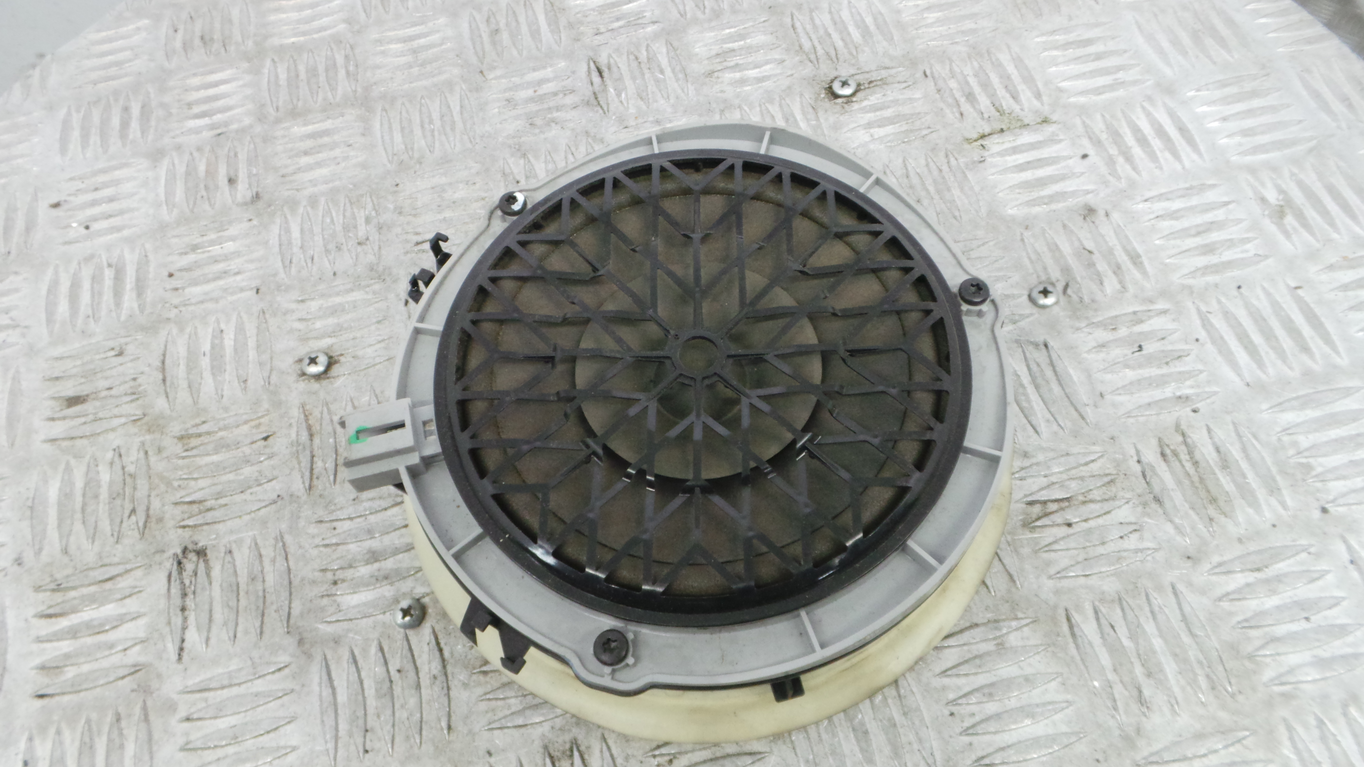 Colunas de Som 9803506380 - PEUGEOT 208 I (CA_, CC_)-38376063 Colunas de Som 9803506380 - PEUGEOT 208 I (CA_, CC_)-38376063