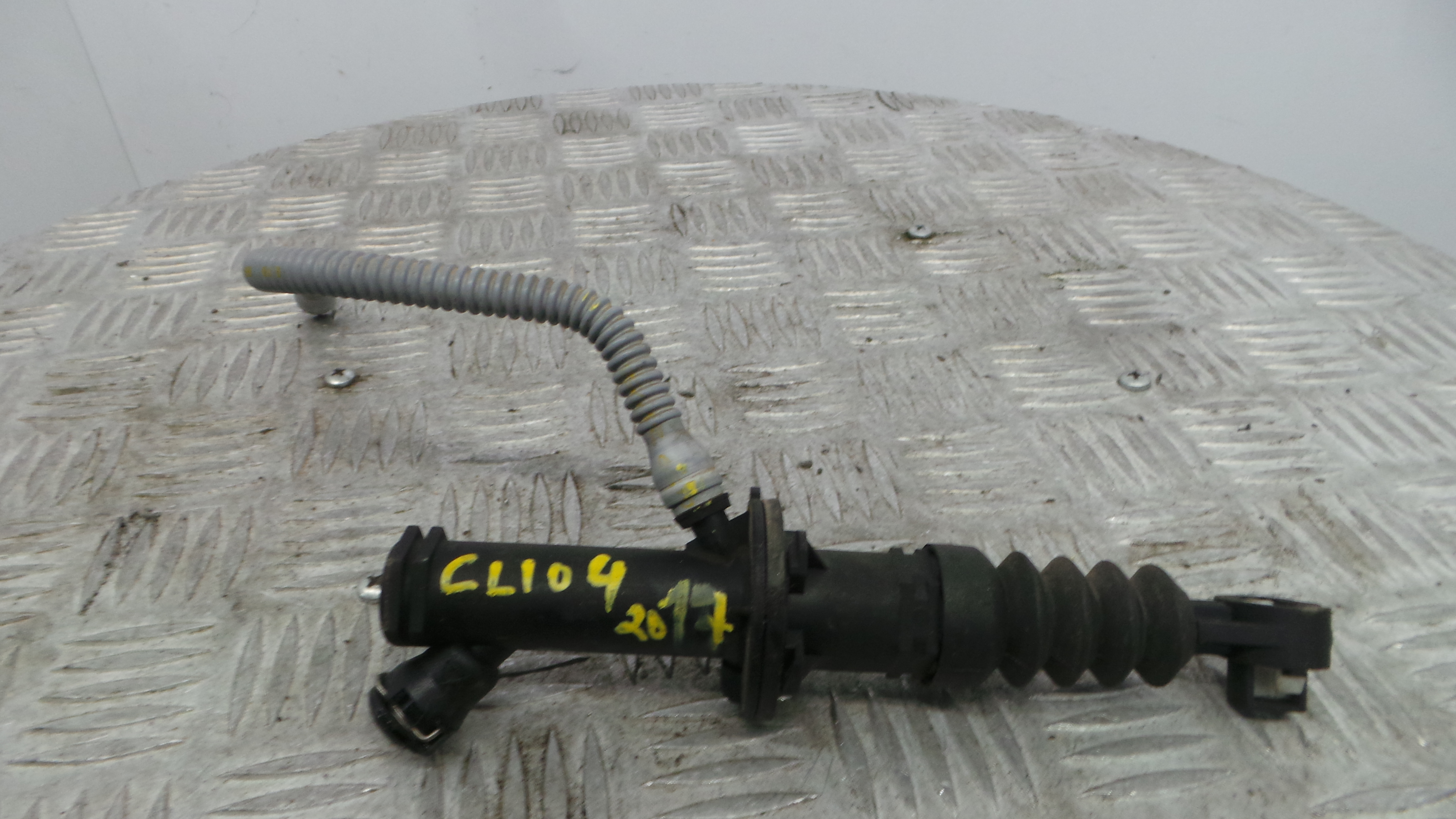 Bomba Principal da Embraiagem 308105773R - RENAULT CLIO IV (BH_)-38394916 Bomba Principal da Embraiagem 308105773R - RENAULT CLIO IV (BH_)-38394916