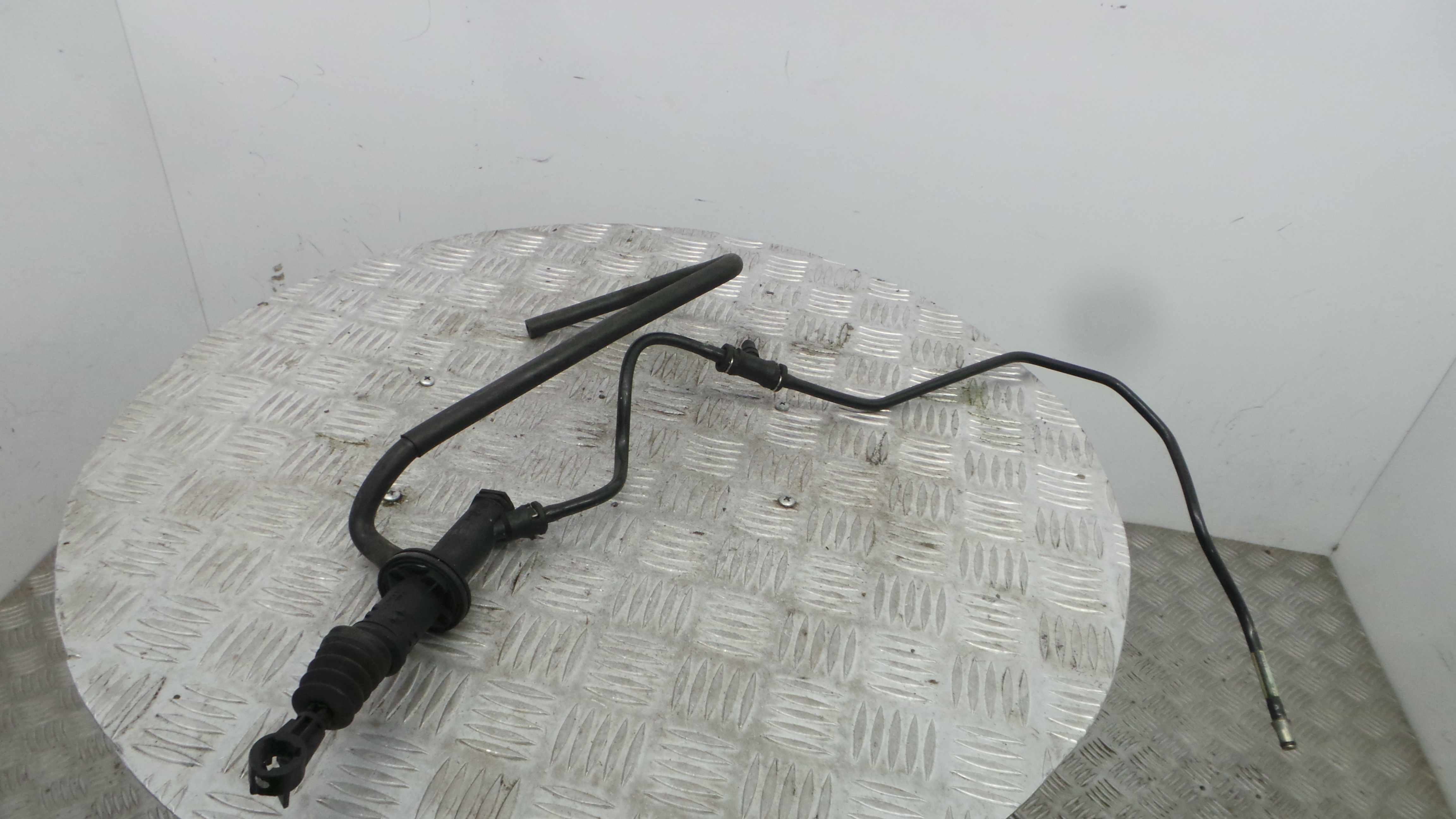 Bomba Principal da Embraiagem  8200436137 - RENAULT CLIO III (BR0/1, CR0/1)-38394938