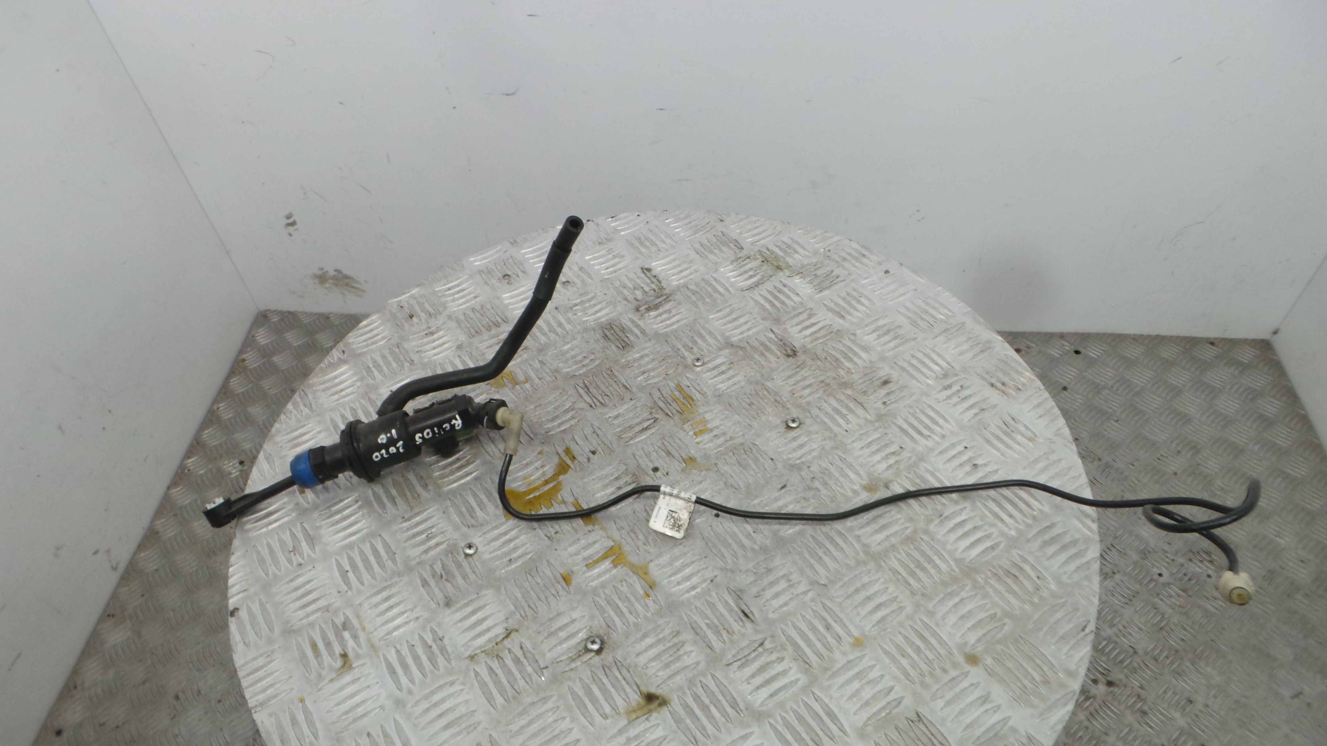 Bomba Principal da Embraiagem  306107761R - RENAULT CLIO V (B7_)-38395012