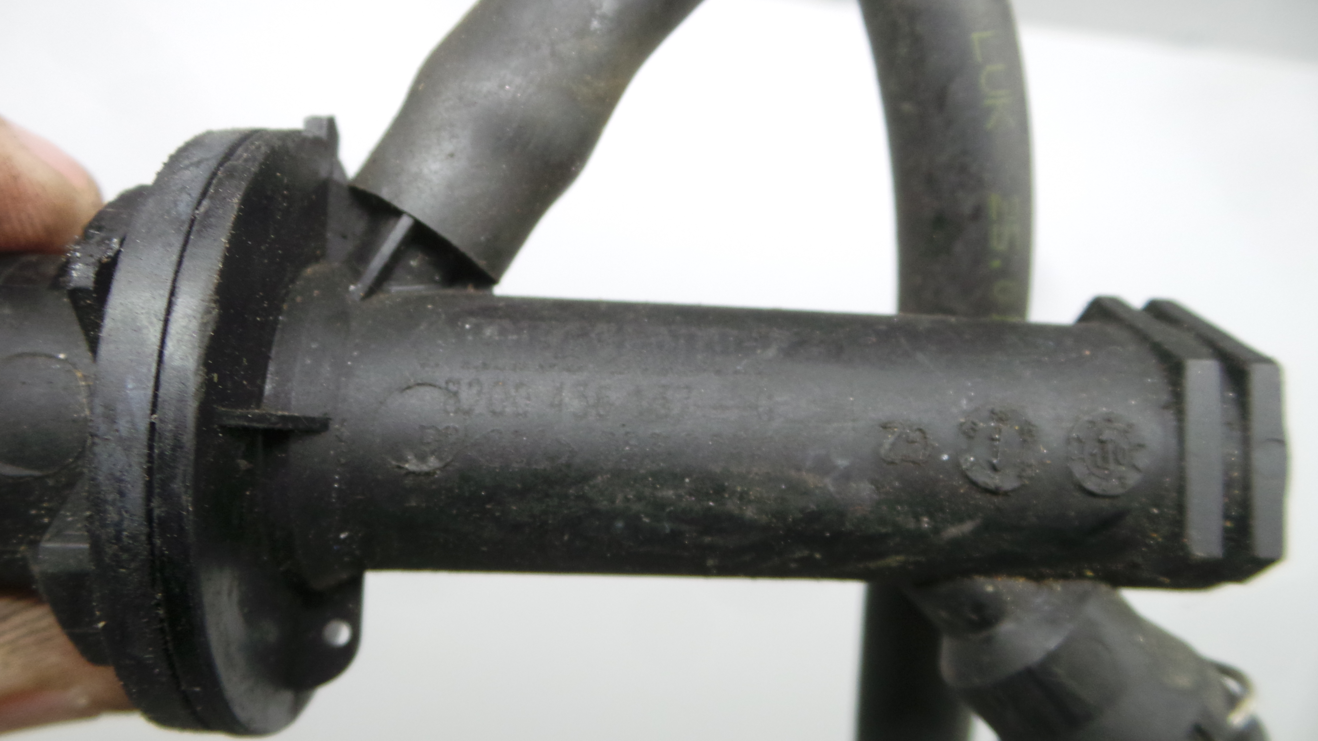 Bomba Principal da Embraiagem  8200436137 - RENAULT CLIO III (BR0/1, CR0/1)-38395030