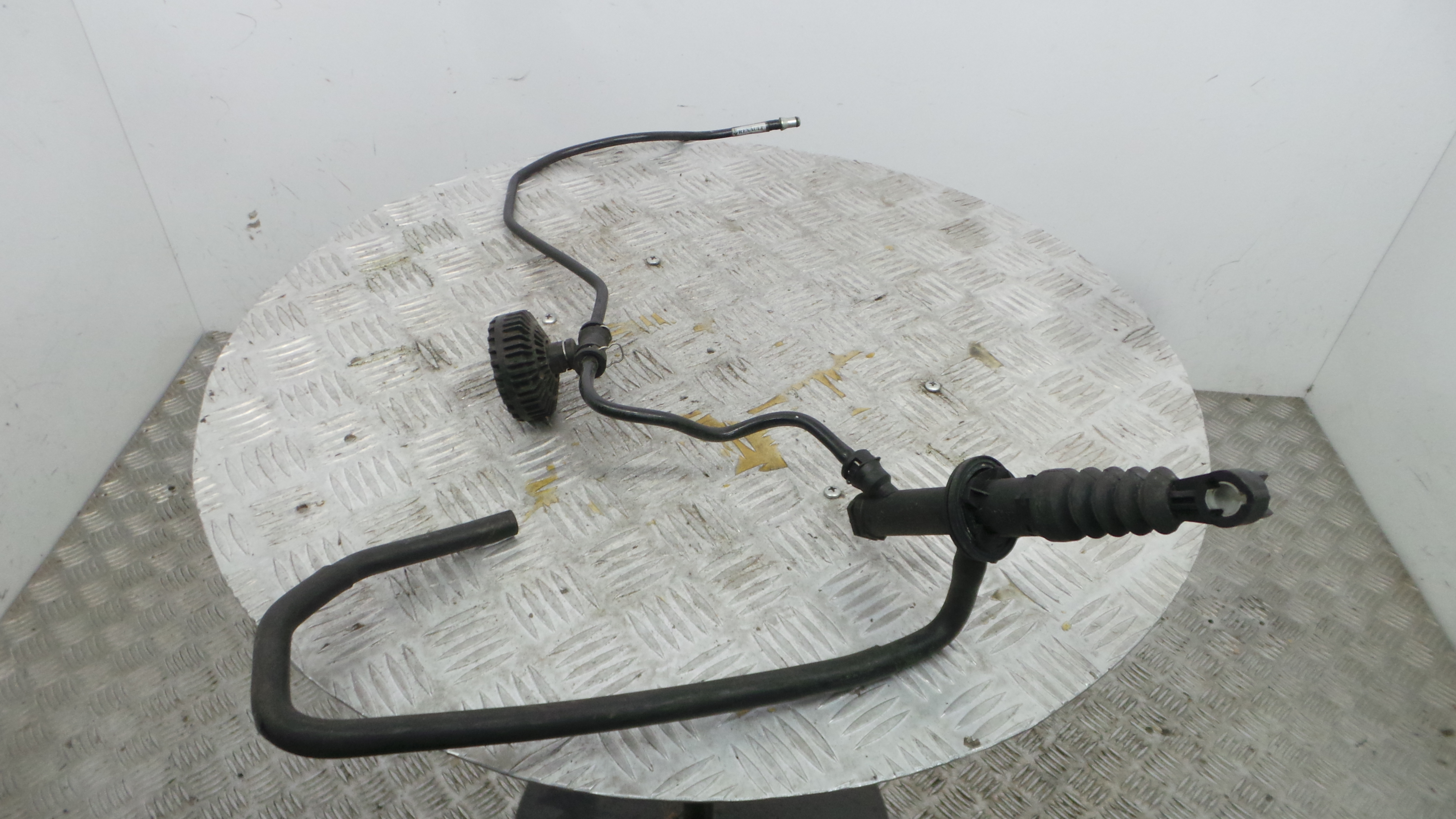 Bomba Principal da Embraiagem  8200436137 - RENAULT CLIO III (BR0/1, CR0/1)-38395857