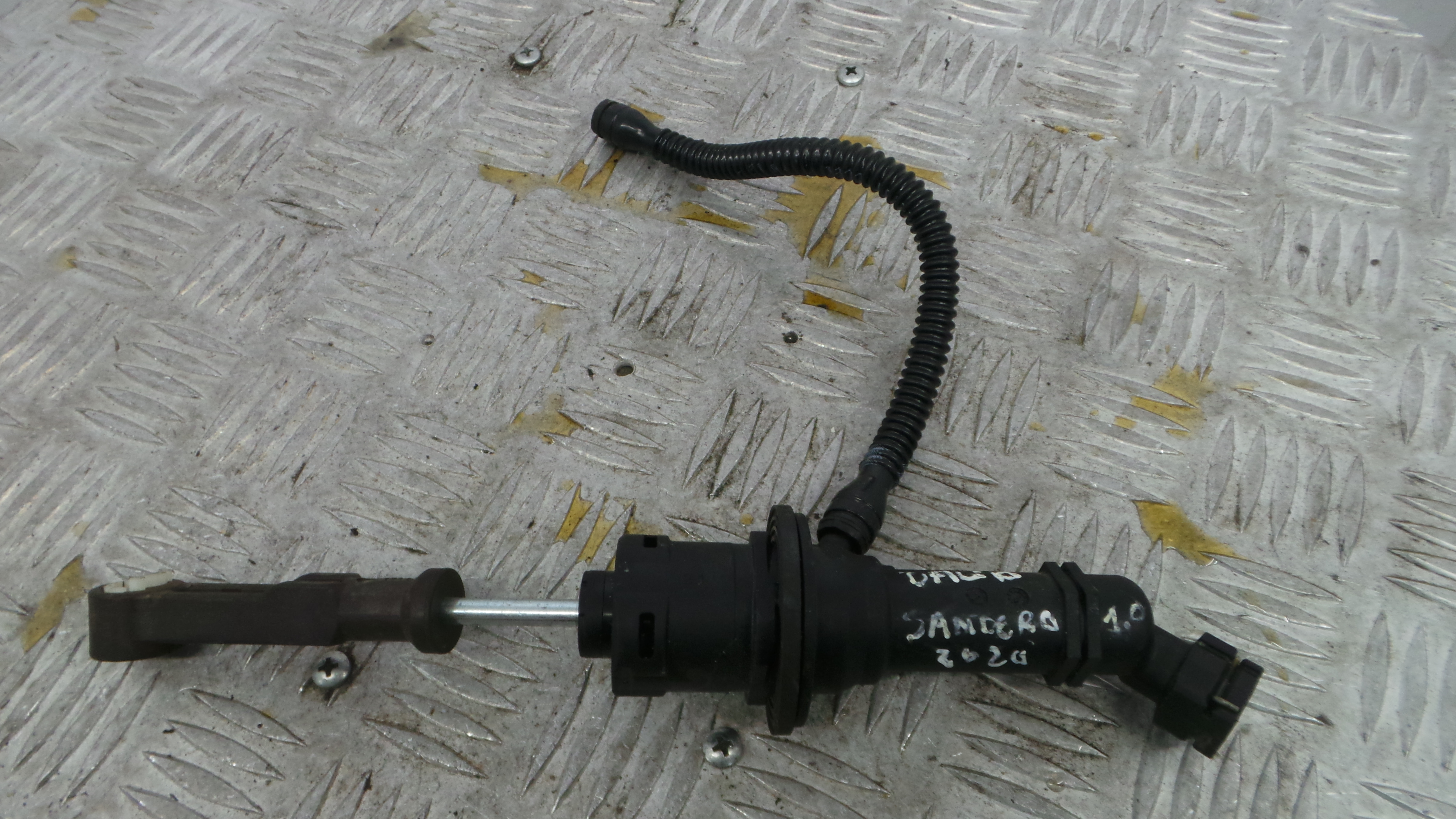 Bomba Principal da Embraiagem  306104118R - DACIA SANDERO II-38395909