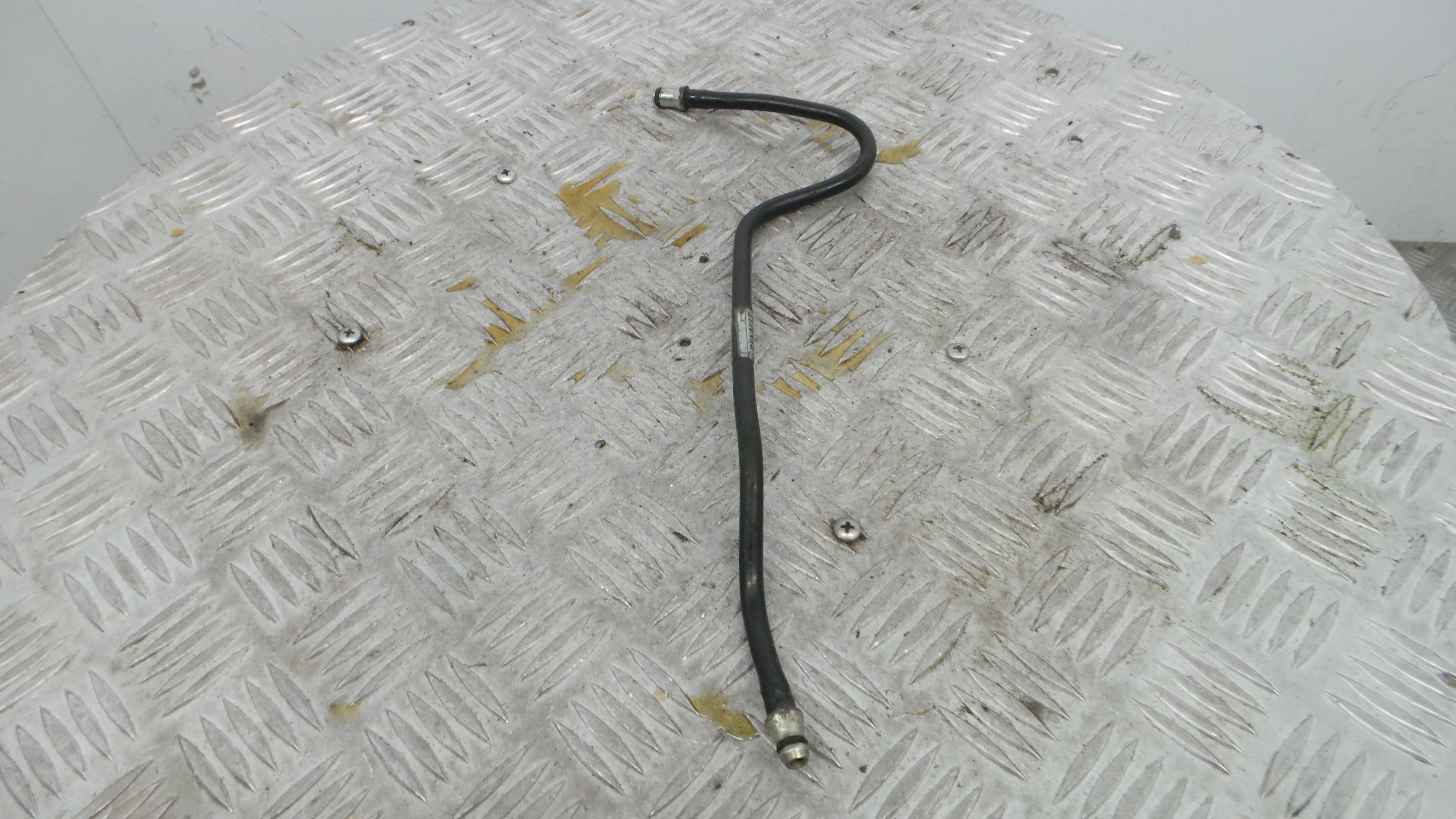 Tubo Embraiagem 308510021R - RENAULT MEGANE III Hatchback (BZ0/1_, B3_)-38395924