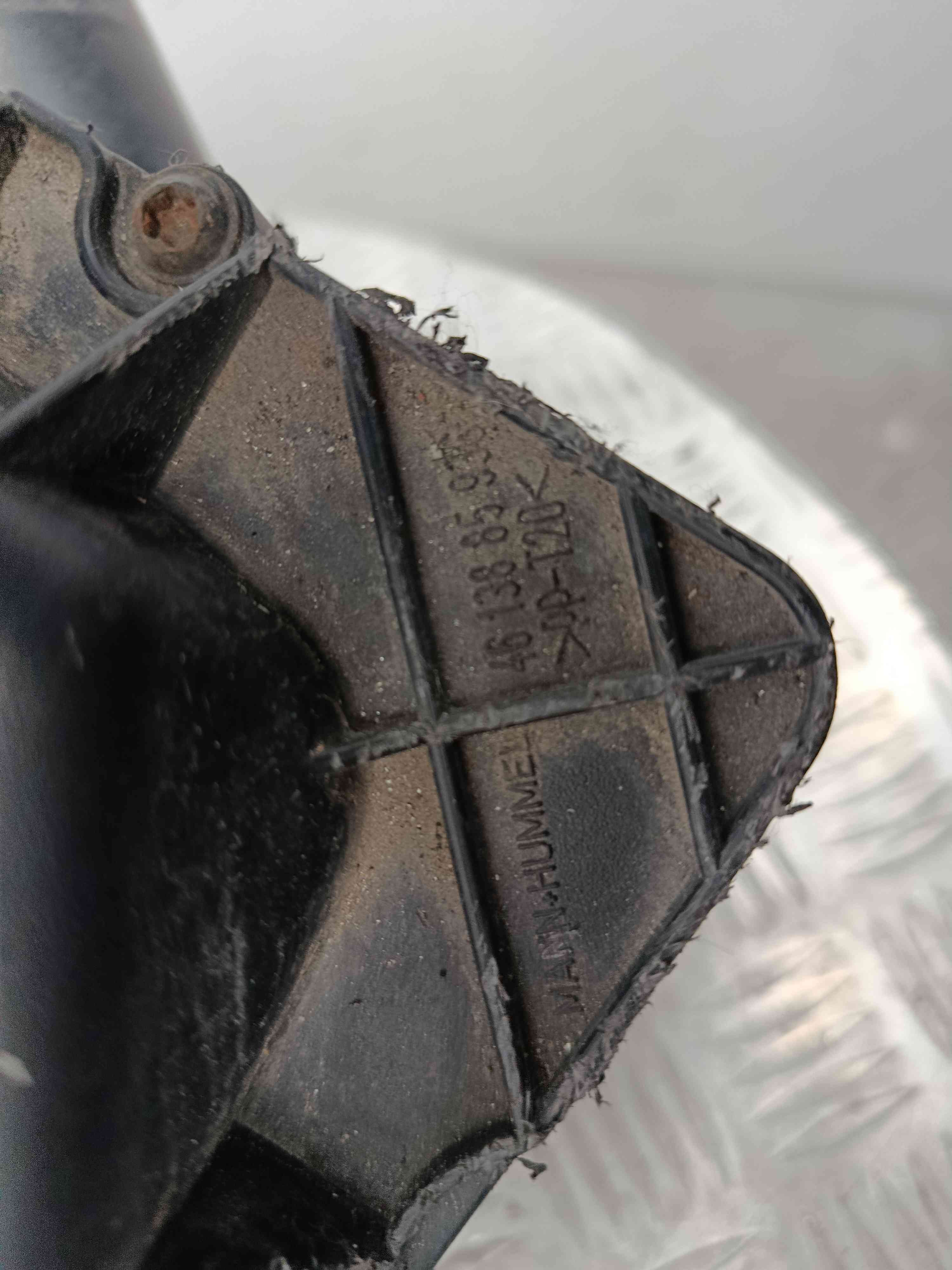 Caixa Filtro de Ar  46 138 85 936 - OPEL ZAFIRA / ZAFIRA FAMILY B (A05)-38400880