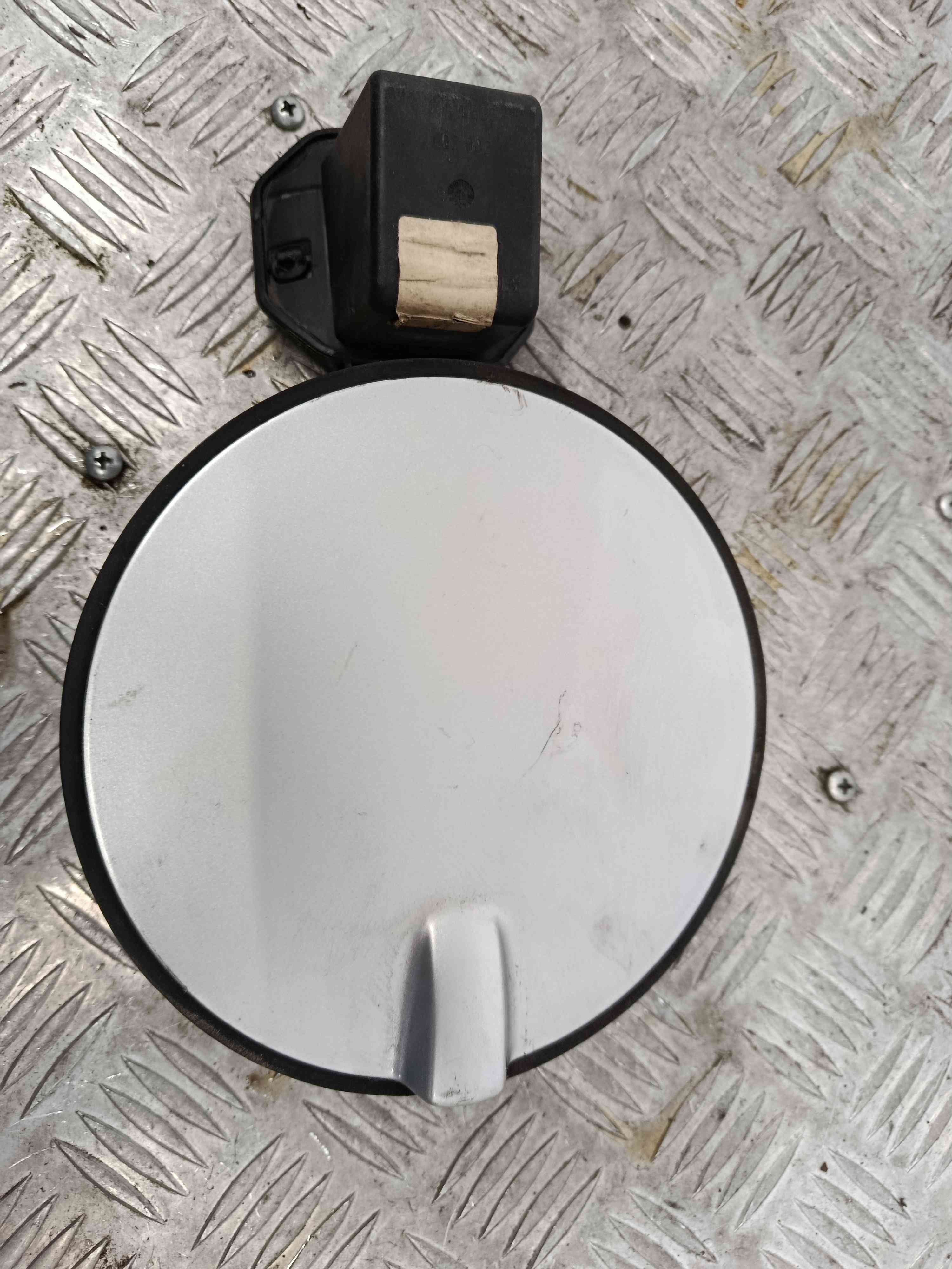 Tampão de Combustivel  13111596 - OPEL ZAFIRA / ZAFIRA FAMILY B (A05)-38402430