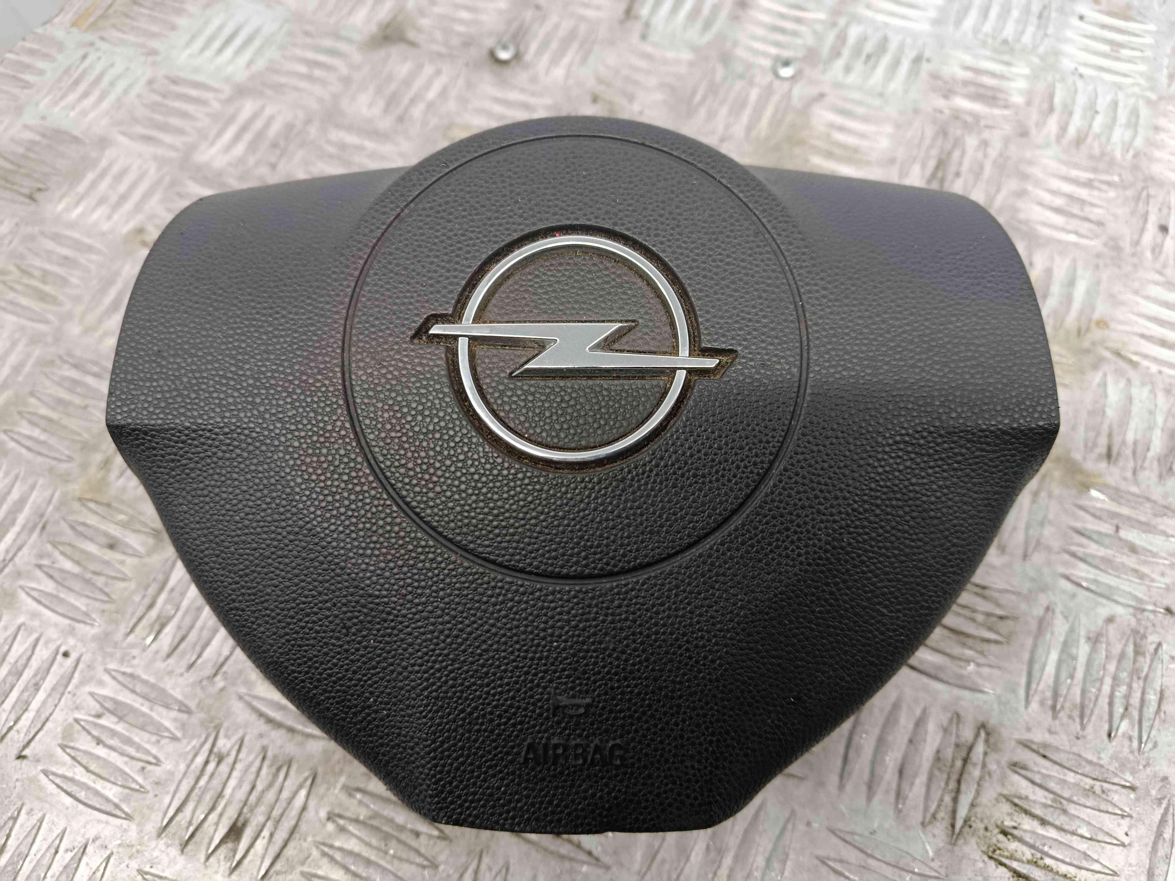 Airbag Volante 13 111 348 - OPEL ZAFIRA / ZAFIRA FAMILY B (A05)-38402746