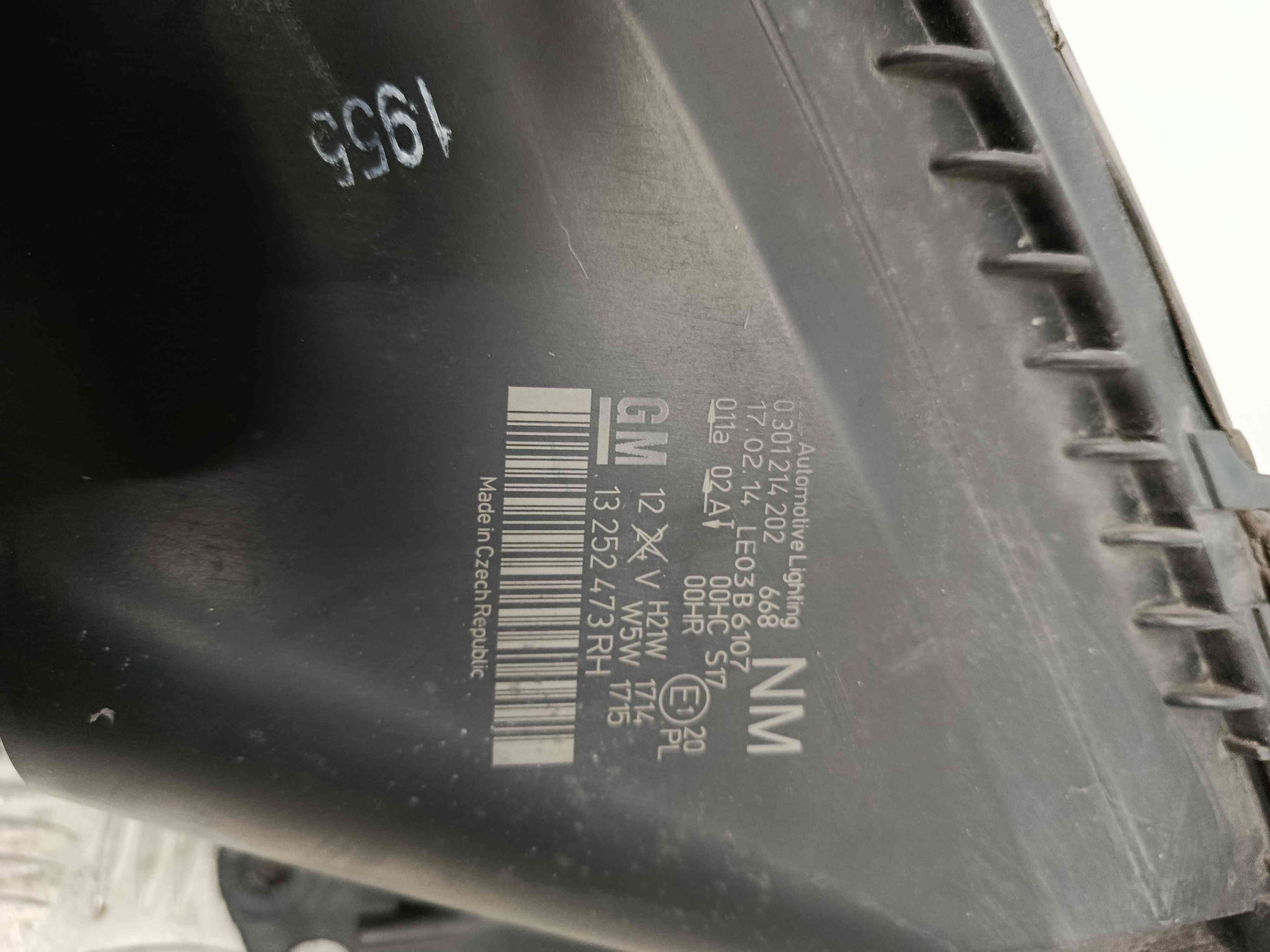 Ótica Dto 13252473 - OPEL ZAFIRA / ZAFIRA FAMILY B (A05)-38403047