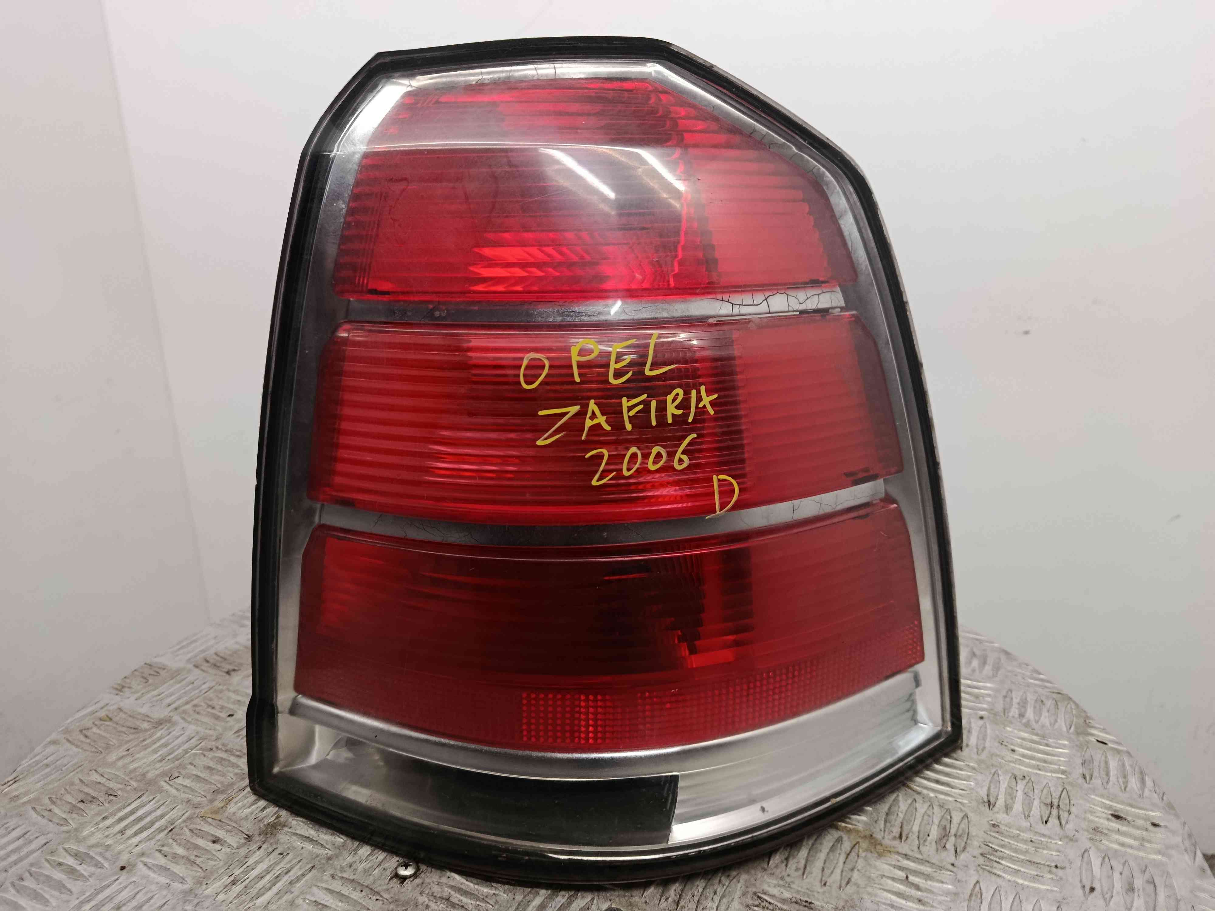 Farolim Stop Dto 54421948RB – OPEL ZAFIRA / ZAFIRA FAMILY B (A05)