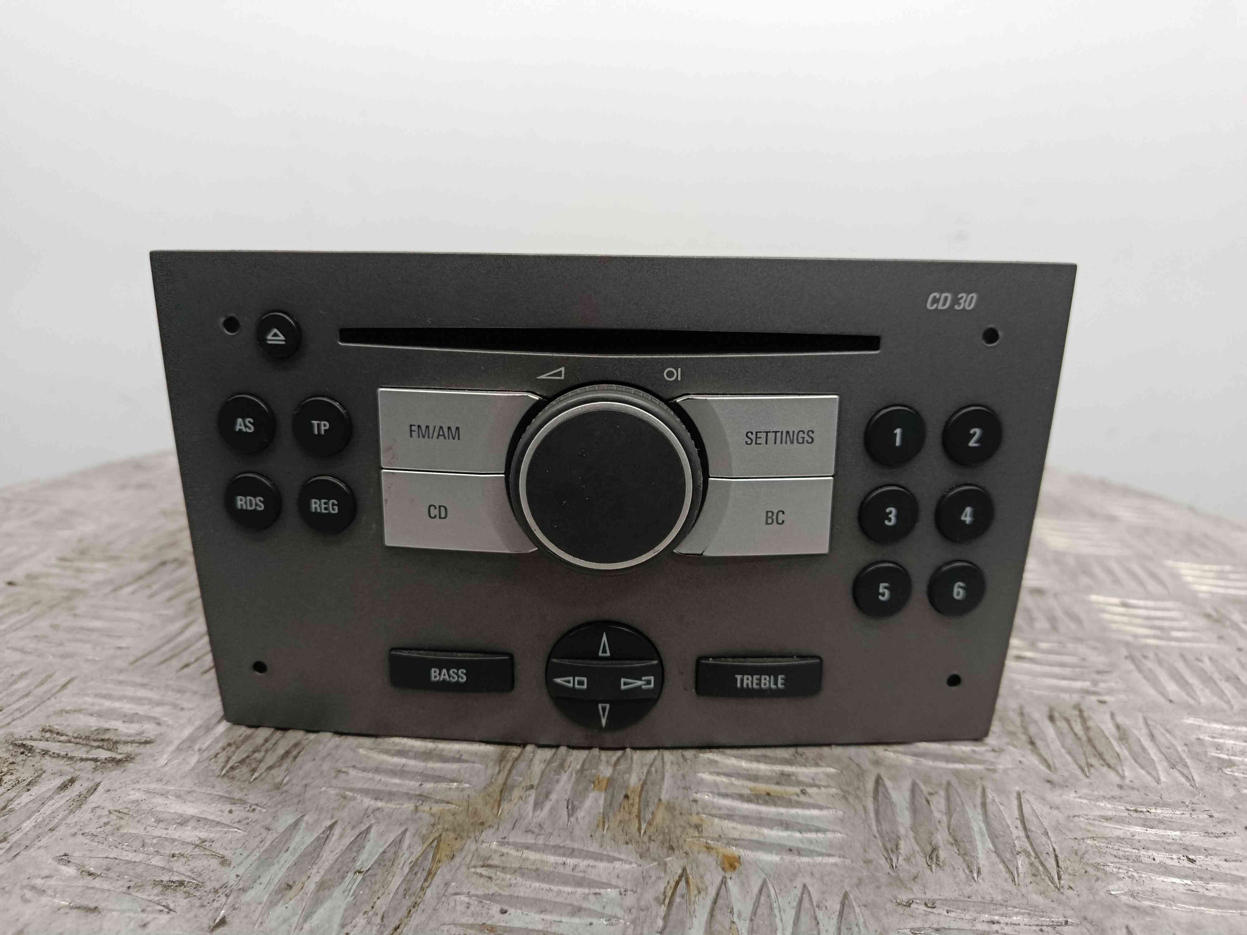 Auto-rádios 13190856 - OPEL ZAFIRA / ZAFIRA FAMILY B (A05)-38406070