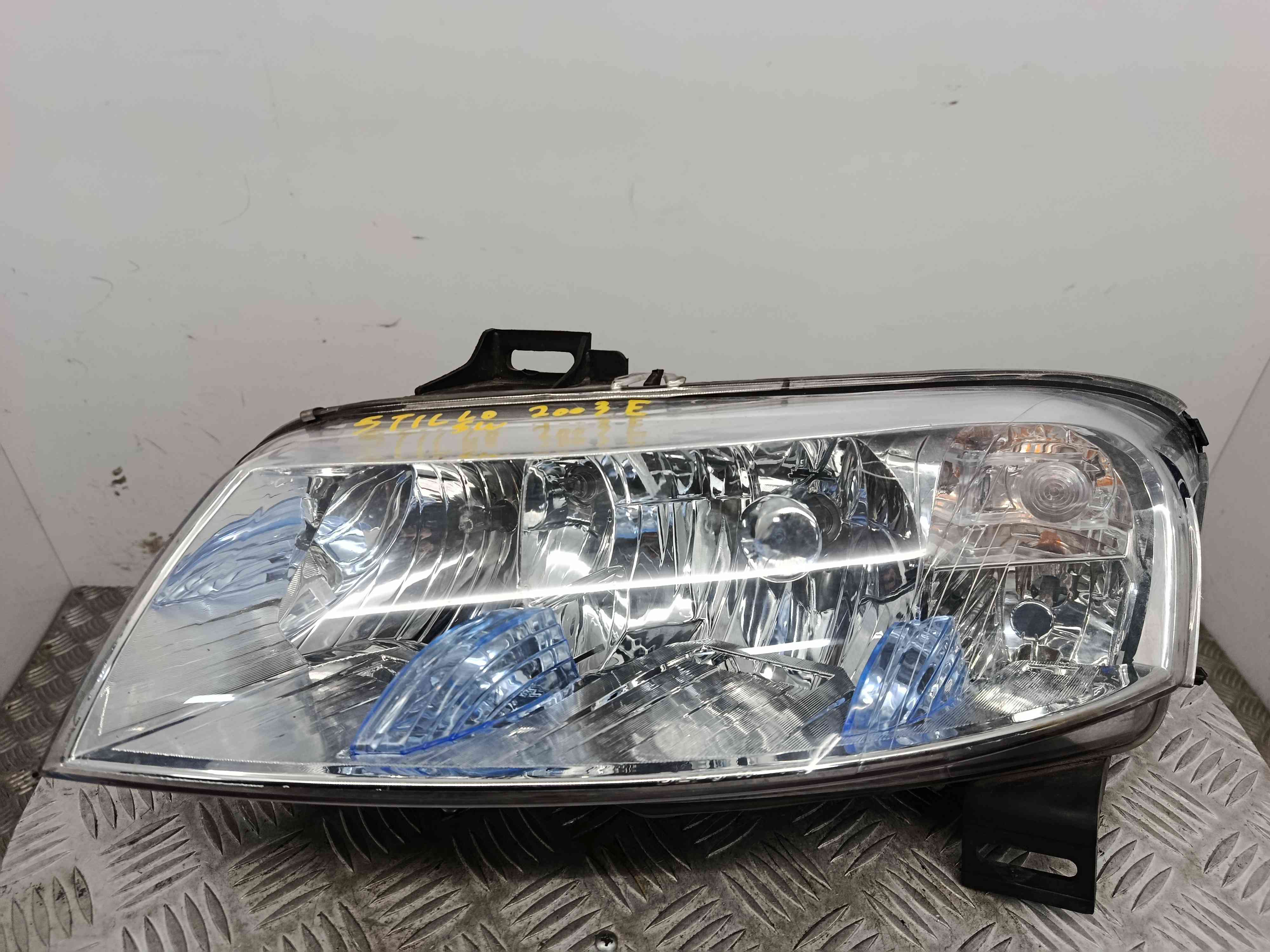 Ótica Esq 6611134L - FIAT STILO Multi Wagon (192_)-38407251 Ótica Esq 6611134L - FIAT STILO Multi Wagon (192_)-38407251