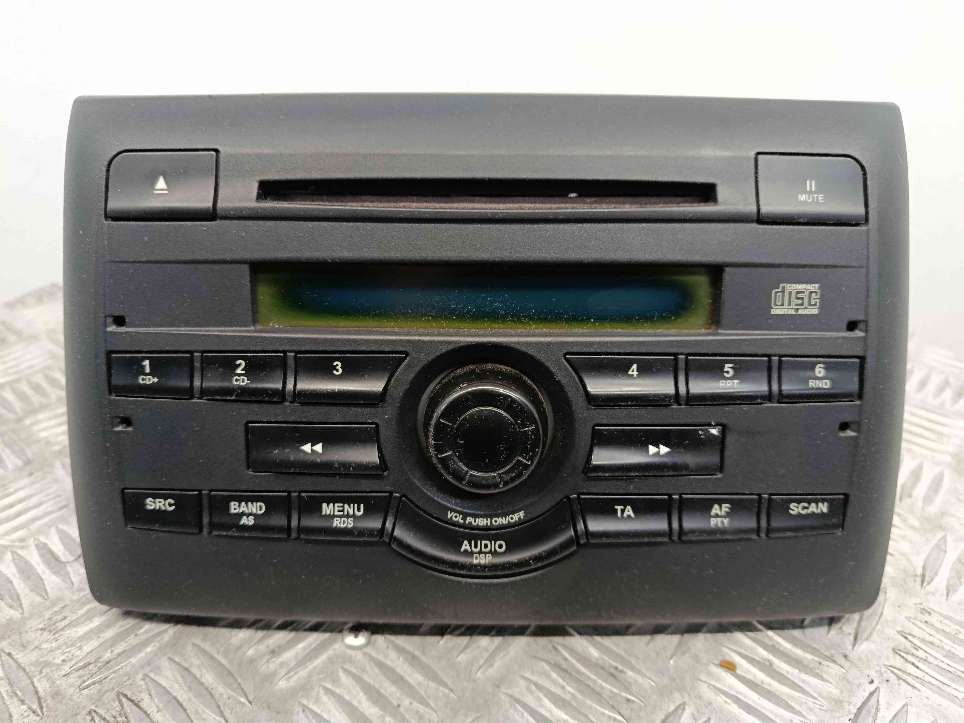 Auto-rádios 735296997 – FIAT STILO Multi Wagon (192_) Auto-rádios 735296997 – FIAT STILO Multi Wagon (192_)