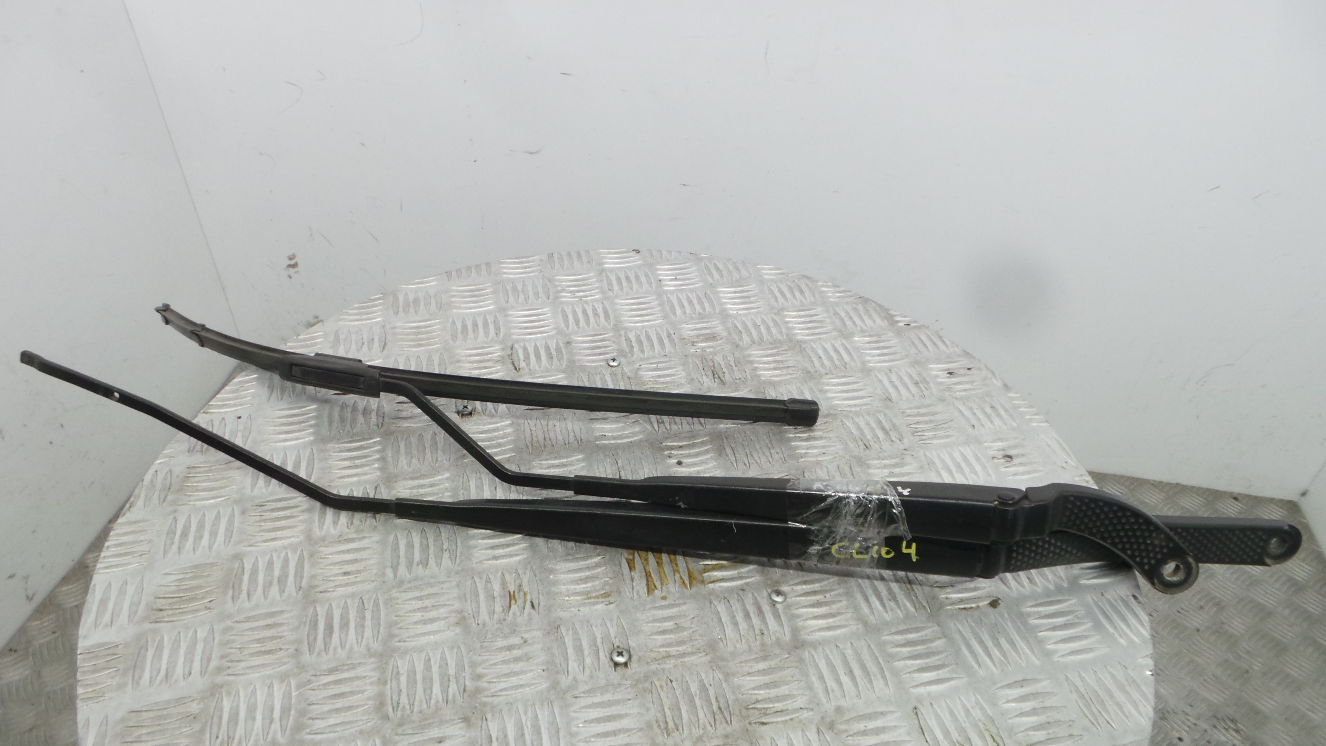 Braço Do Limpa-vidros 288861373R - RENAULT CLIO IV (BH_)-38413696