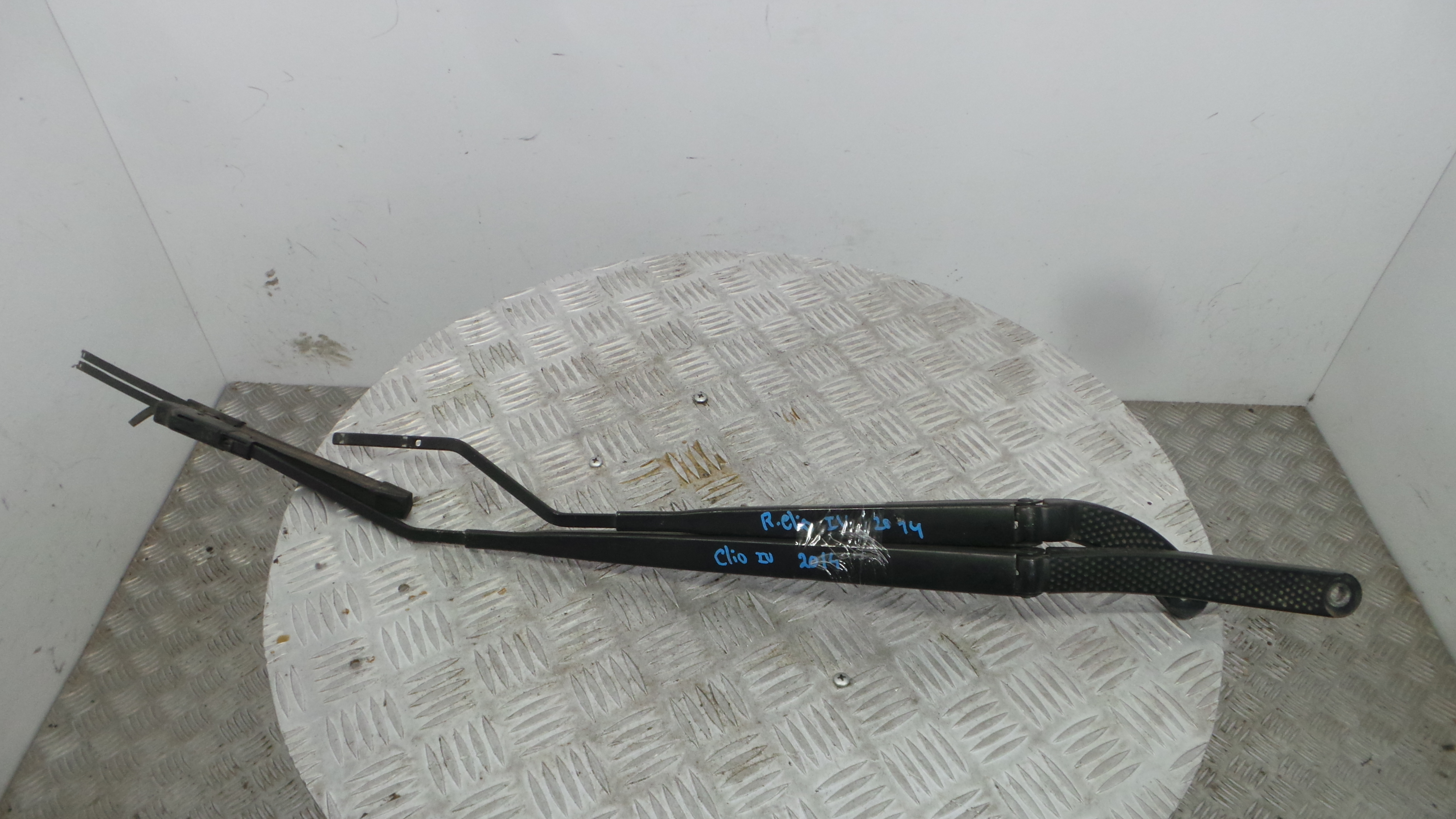 Braço Do Limpa-vidros 288818098R - RENAULT CLIO IV (BH_)-38413700