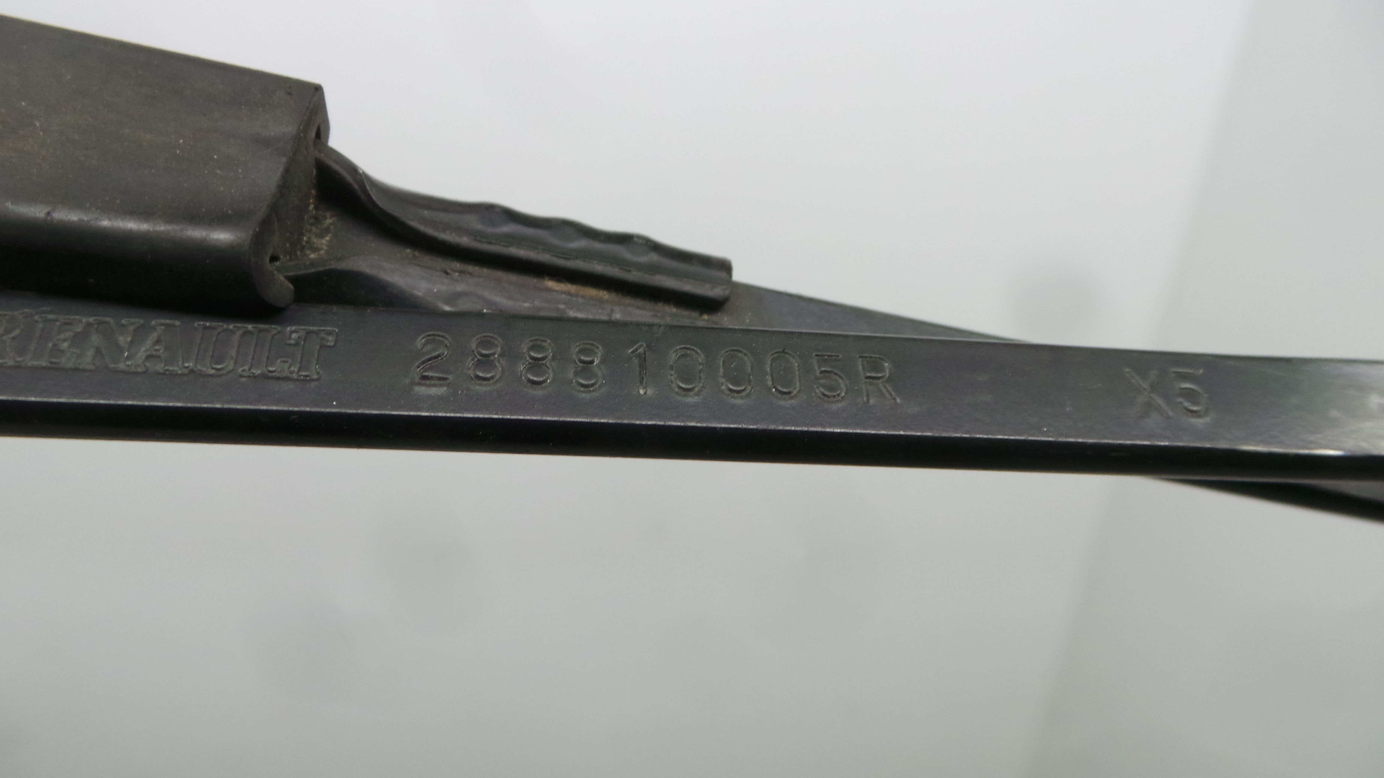 Braço Do Limpa-vidros 288810005R - RENAULT MEGANE III Hatchback (BZ0/1_, B3_)-38413719