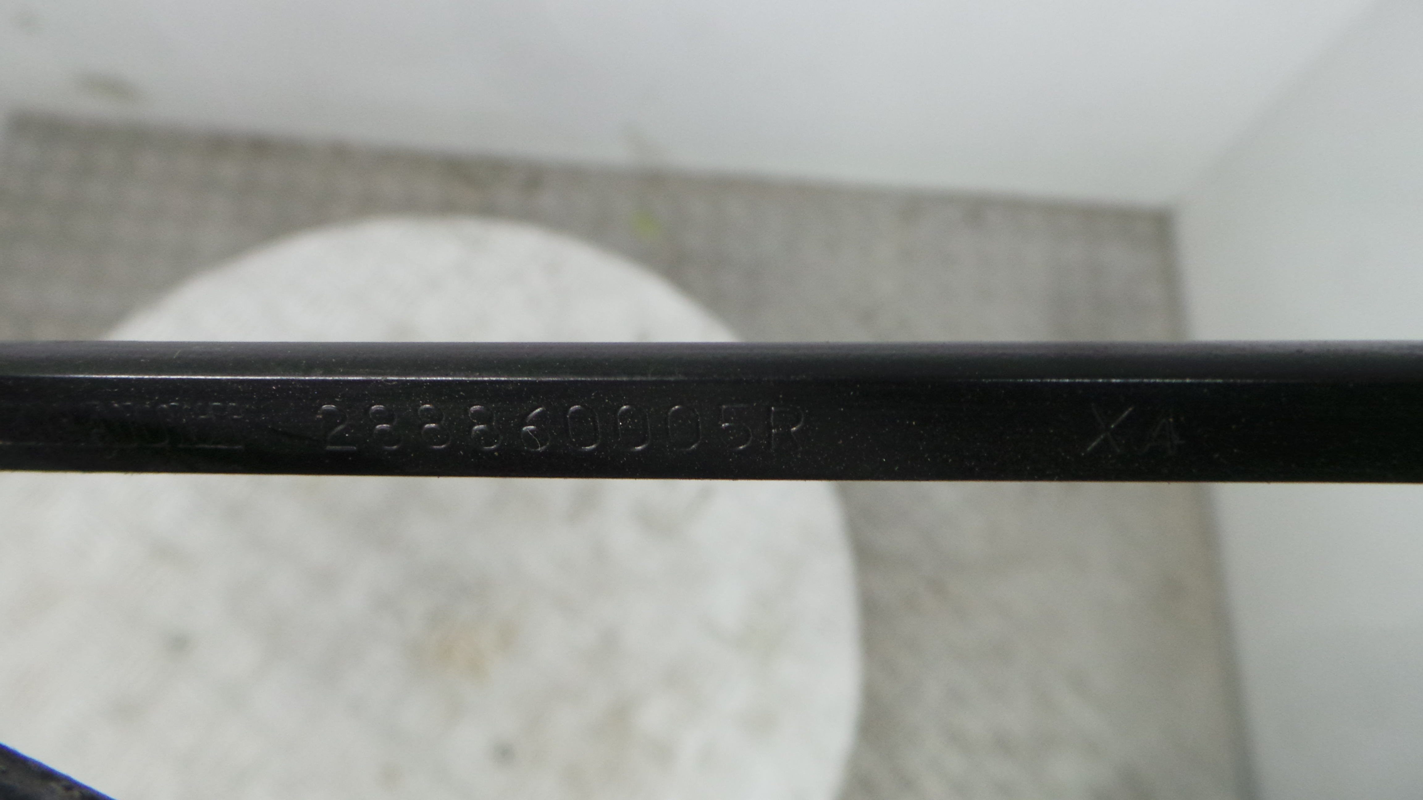 Braço Do Limpa-vidros 288810005R - RENAULT MEGANE III Hatchback (BZ0/1_, B3_)-38414590